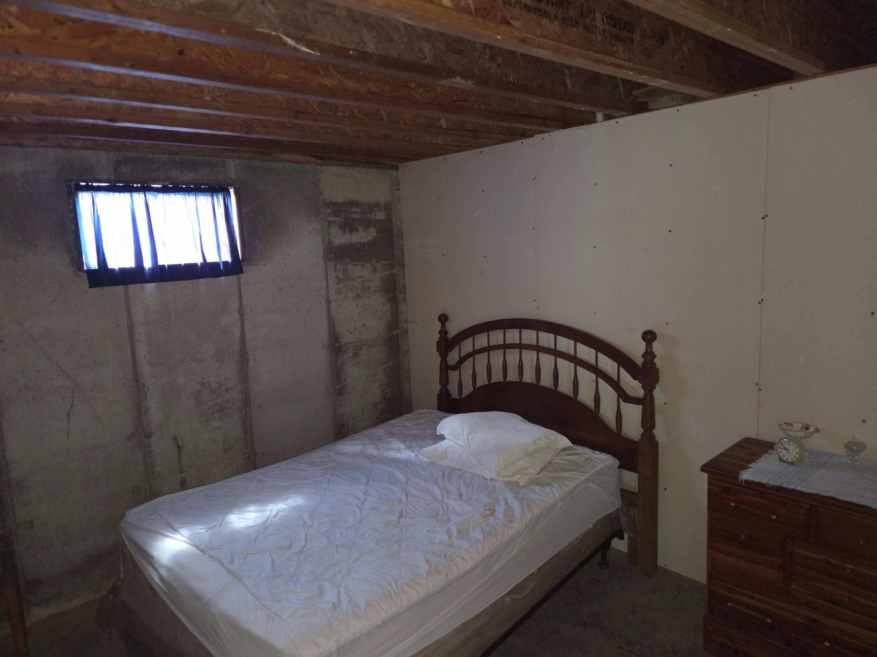 Owingsville, Kentucky, 40360, United States, 10 Bedrooms Bedrooms, ,Residential,Active,1996282