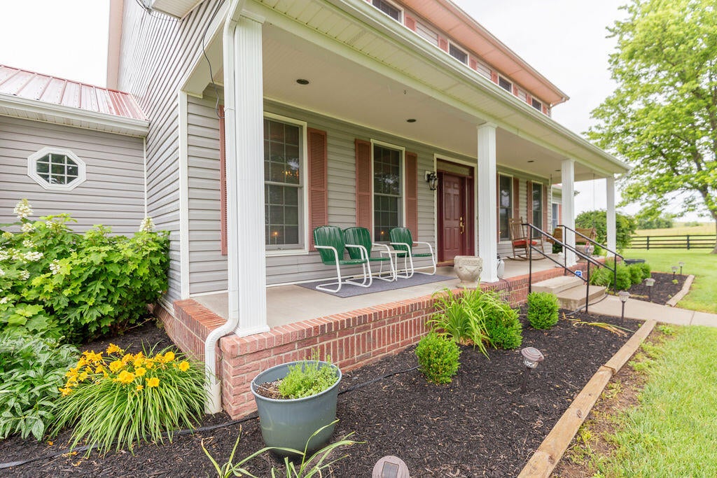 Nicholasville, Kentucky, 40356, United States, 4 Bedrooms Bedrooms, ,4 BathroomsBathrooms,Residential,Active,1945274