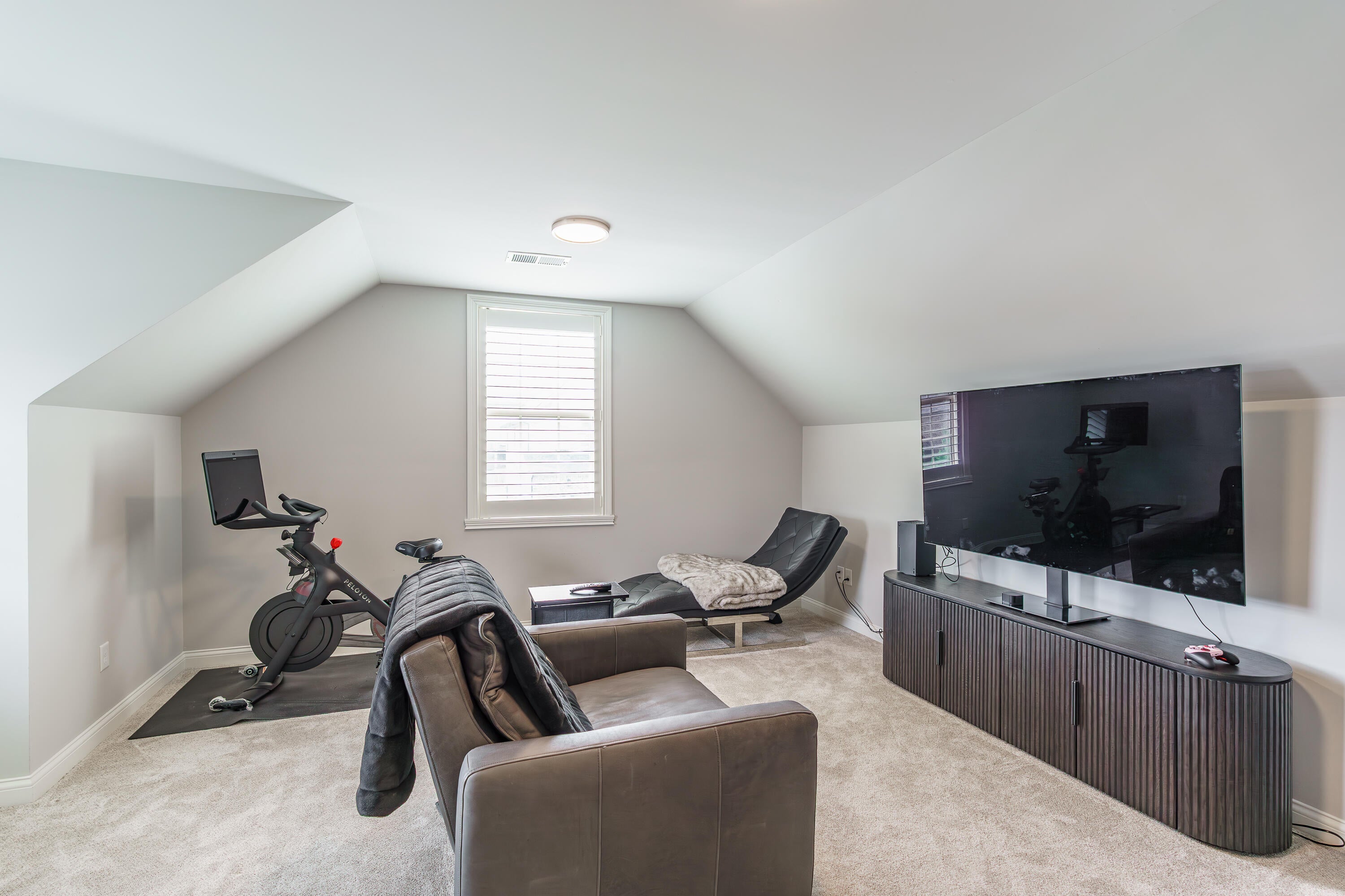 Lexington, Kentucky, 40509, United States, 5 Bedrooms Bedrooms, ,5 BathroomsBathrooms,Residential,Active,1824921