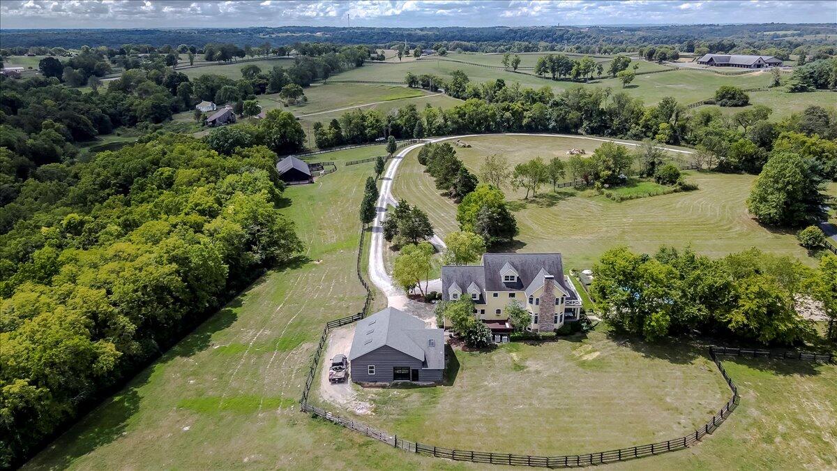 Nicholasville, Kentucky, 40356, United States, 5 Bedrooms Bedrooms, ,5 BathroomsBathrooms,Residential,Active,1913955