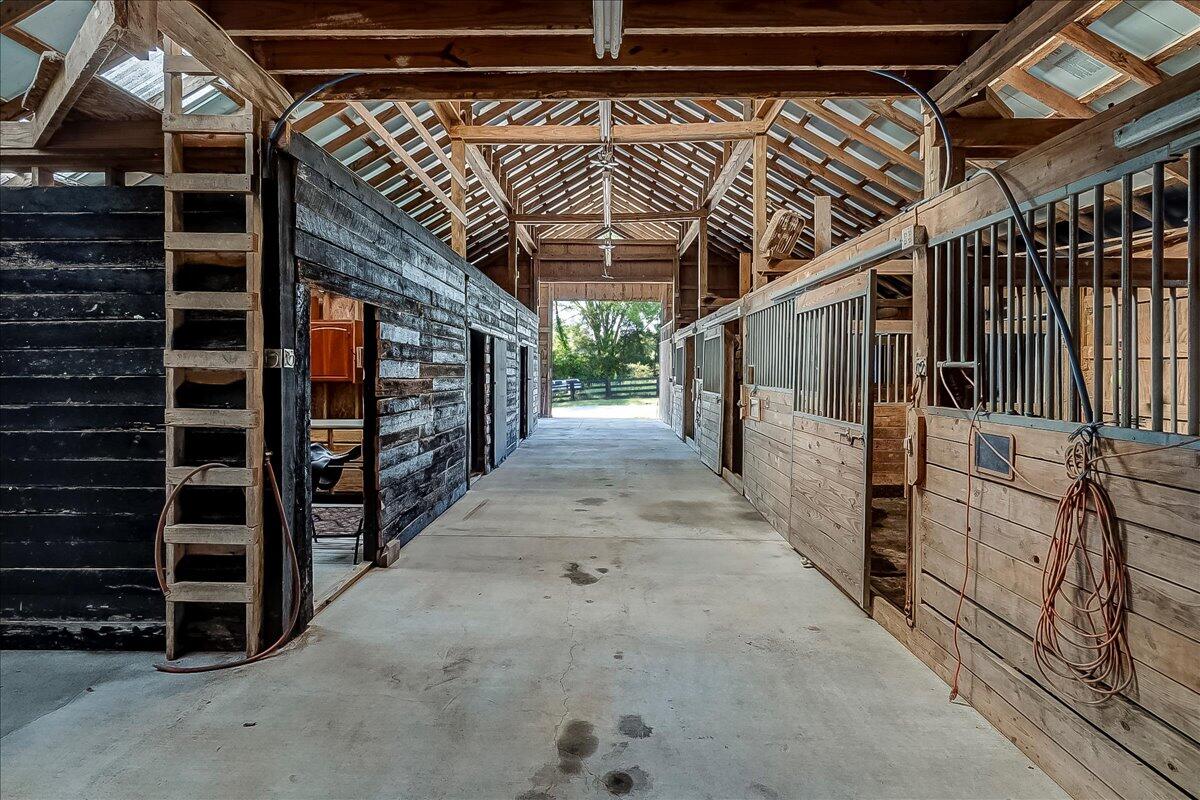 Nicholasville, Kentucky, 40356, United States, 5 Bedrooms Bedrooms, ,5 BathroomsBathrooms,Residential,Active,1913955