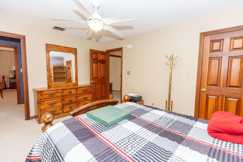 Nicholasville, Kentucky, 40356, United States, 4 Bedrooms Bedrooms, ,4 BathroomsBathrooms,Residential,Active,1945274