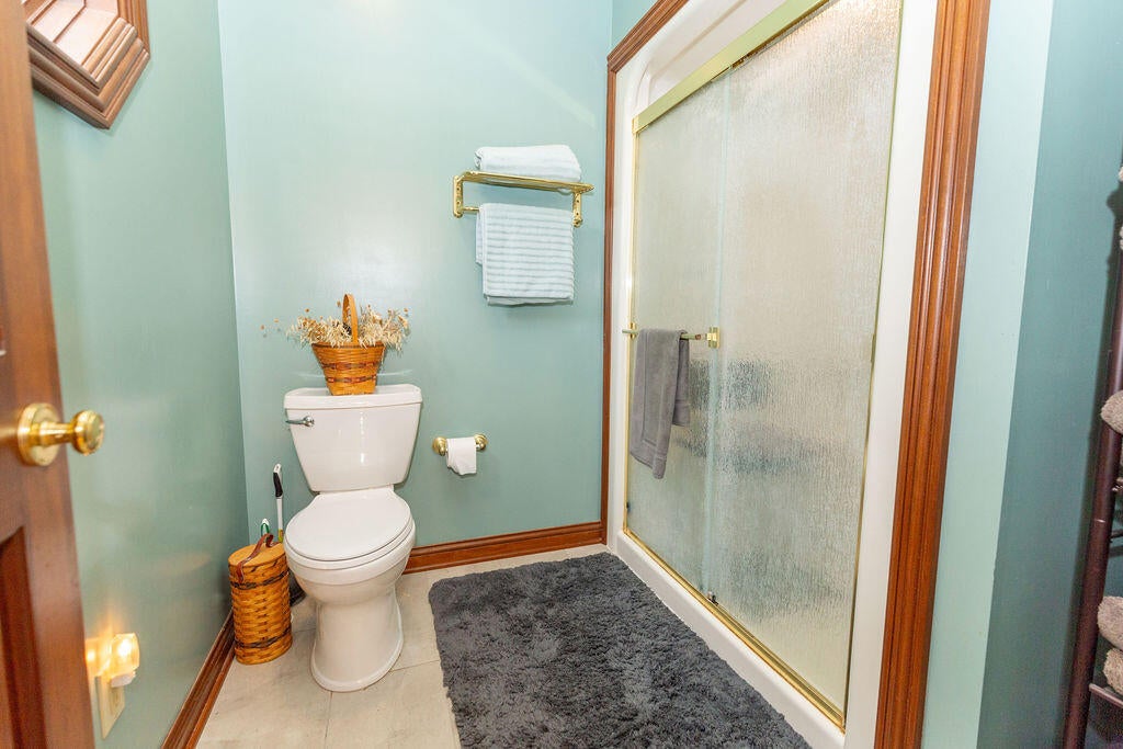 Nicholasville, Kentucky, 40356, United States, 4 Bedrooms Bedrooms, ,4 BathroomsBathrooms,Residential,Active,1945274