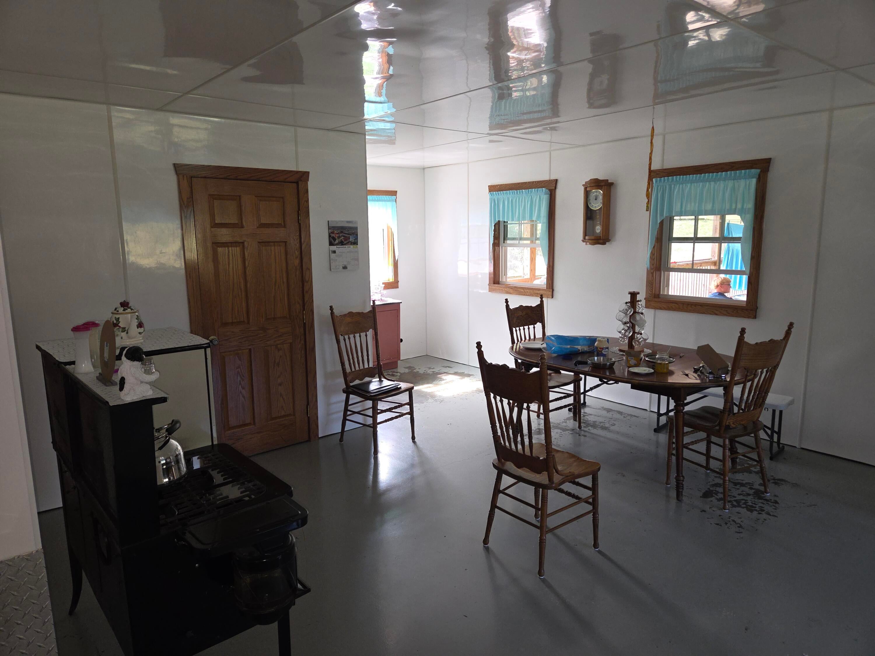 Owingsville, Kentucky, 40360, United States, 10 Bedrooms Bedrooms, ,Residential,Active,1996282