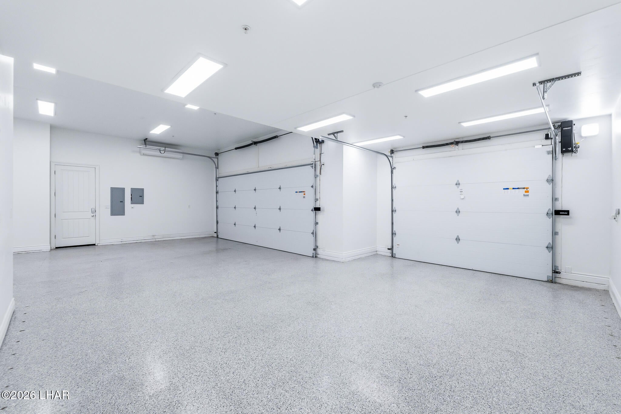 Lake Havasu City, Arizona, 86406, United States, 3 Bedrooms Bedrooms, ,5 BathroomsBathrooms,Residential,Active,2009159