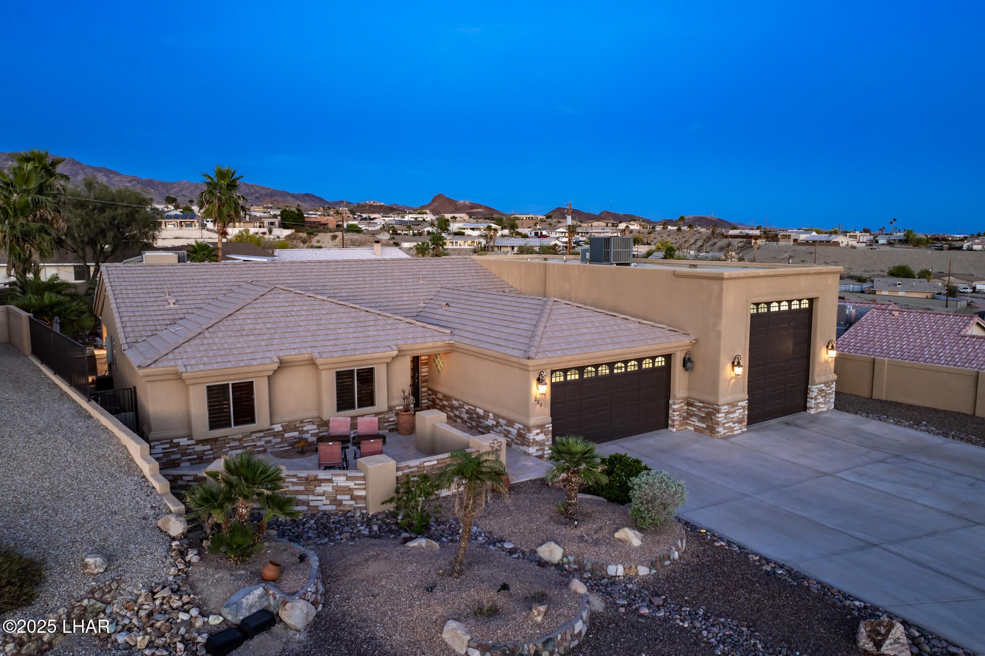 Lake Havasu City, Arizona, 86404, United States, ,3 BathroomsBathrooms,Residential,Active,1781881