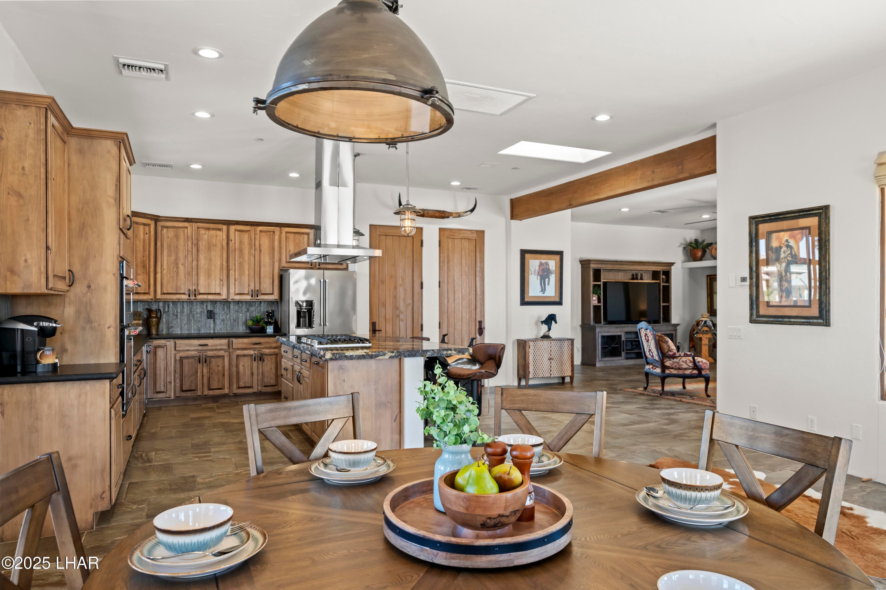 Lake Havasu City, Arizona, 86404, United States, 6 Bedrooms Bedrooms, ,7 BathroomsBathrooms,Residential,Active,1996583