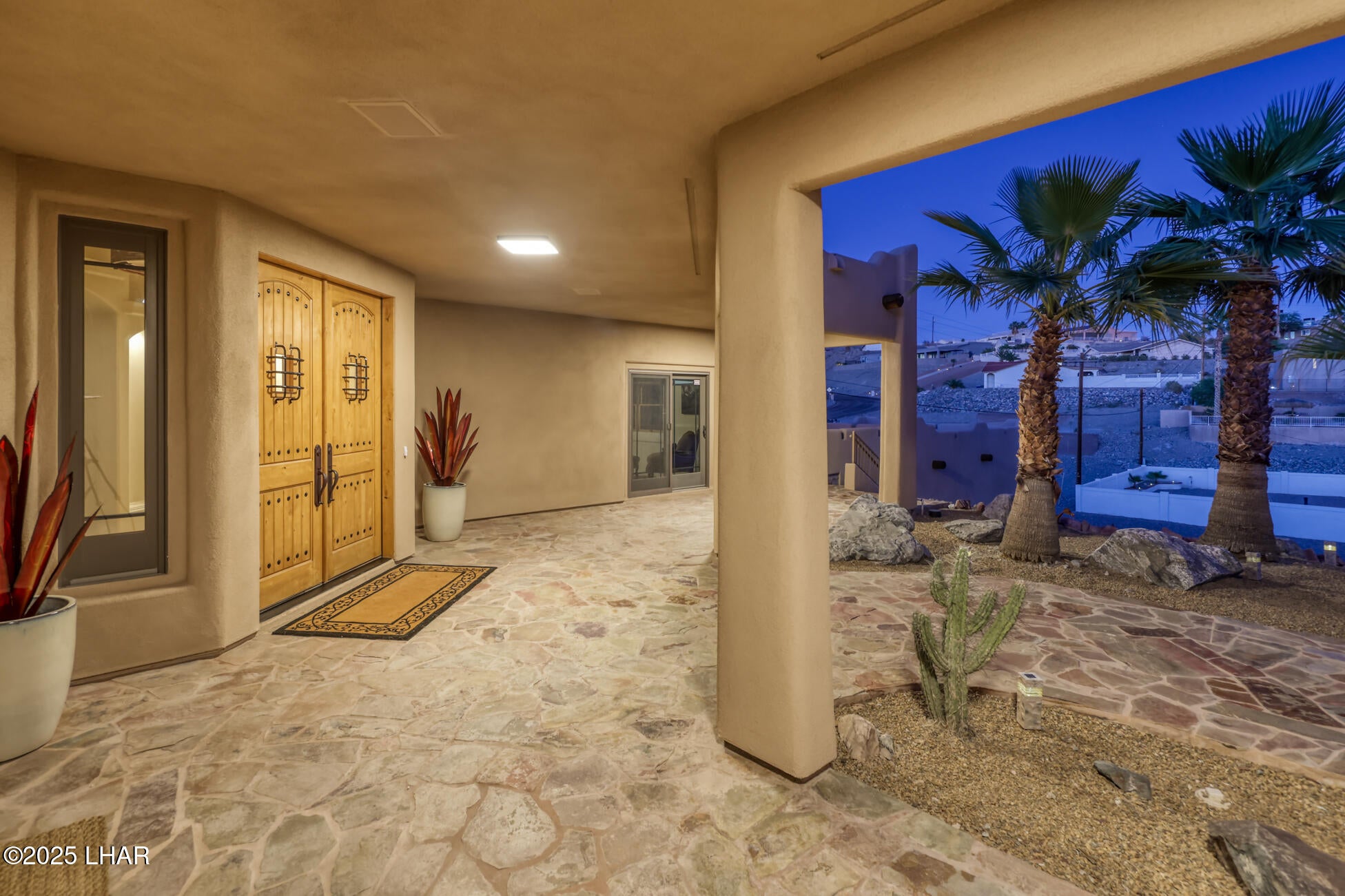 Lake Havasu City, Arizona, 86404, United States, ,4 BathroomsBathrooms,Residential,Active,1820839