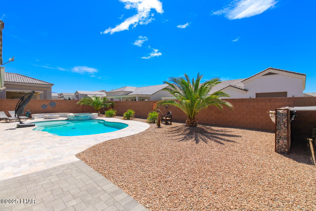 Lake Havasu City, Arizona, 86404, United States, 3 Bedrooms Bedrooms, ,2 BathroomsBathrooms,Residential,Active,1922288