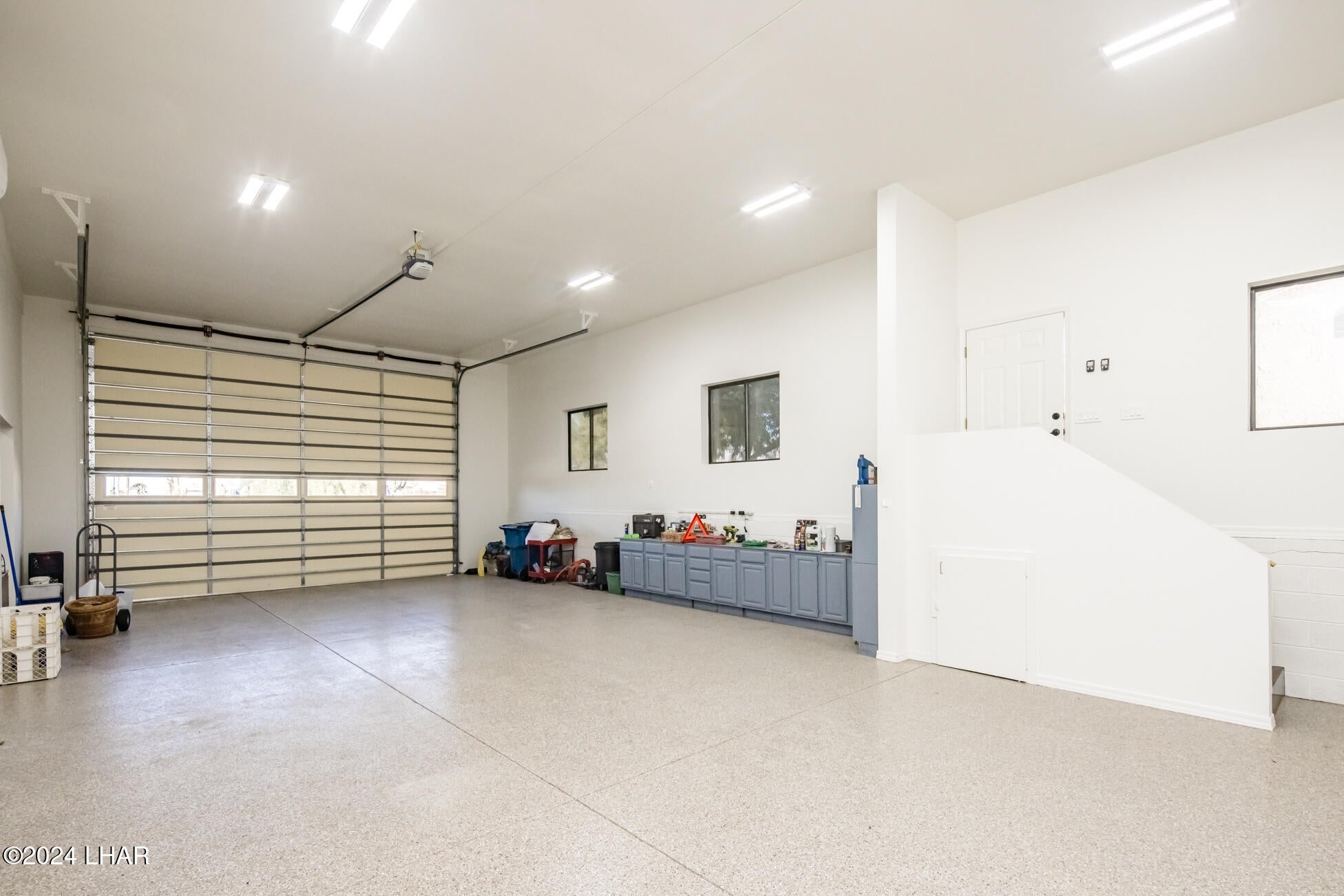 Lake Havasu City, Arizona, 86404, United States, 4 Bedrooms Bedrooms, ,6 BathroomsBathrooms,Residential,Active,1910151