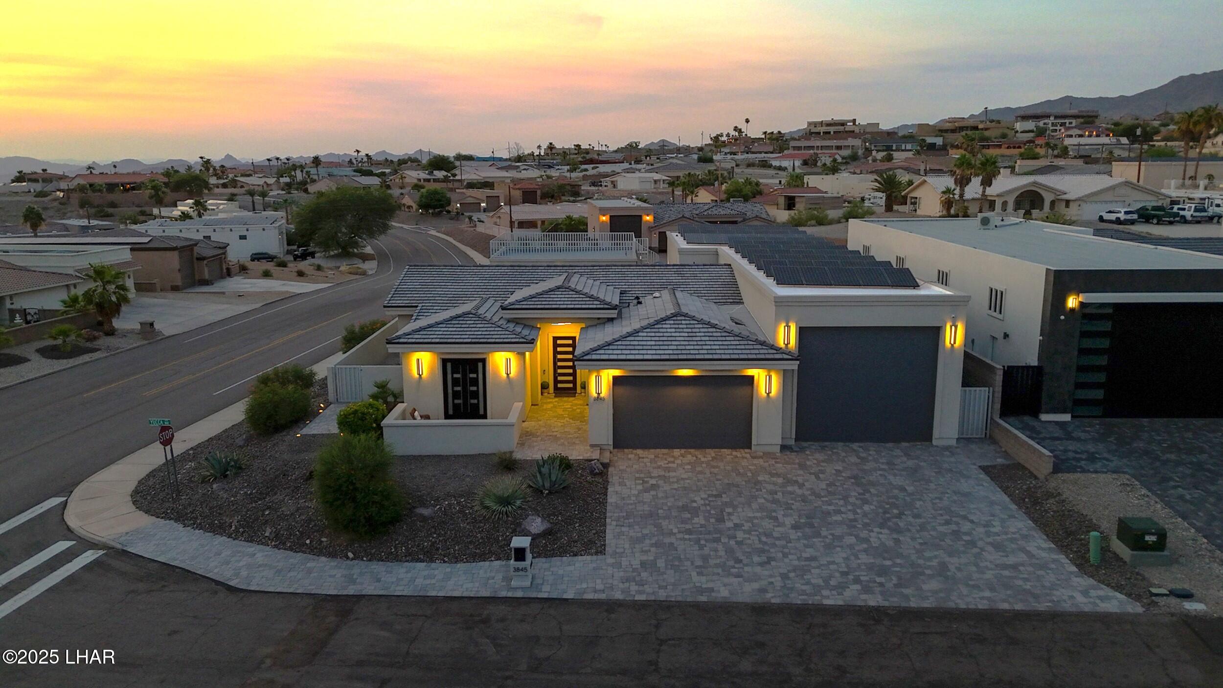 Lake Havasu City, Arizona, 86404, United States, 4 Bedrooms Bedrooms, ,5 BathroomsBathrooms,Residential,Active,1894205