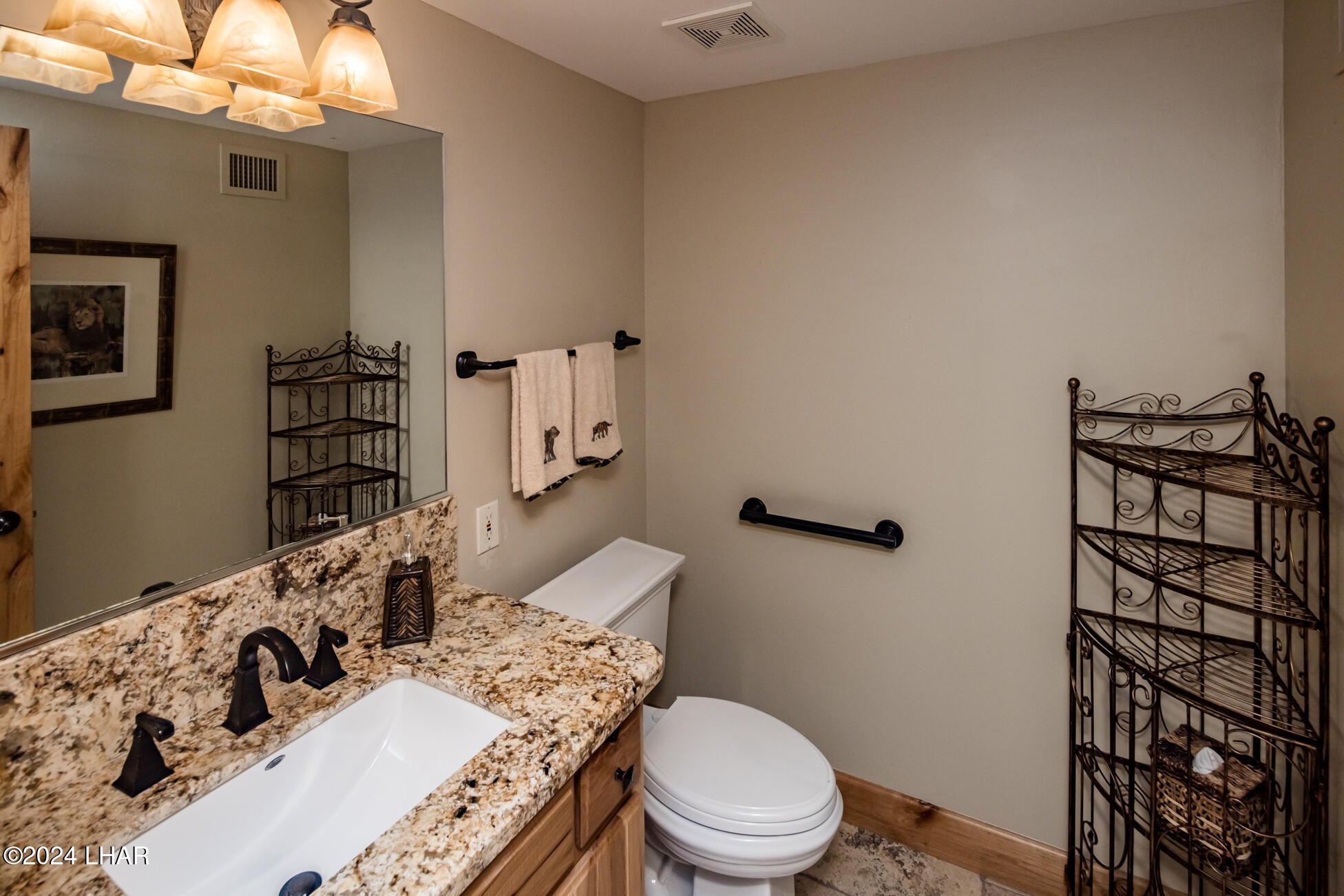 Lake Havasu City, Arizona, 86404, United States, 4 Bedrooms Bedrooms, ,6 BathroomsBathrooms,Residential,Active,1910151