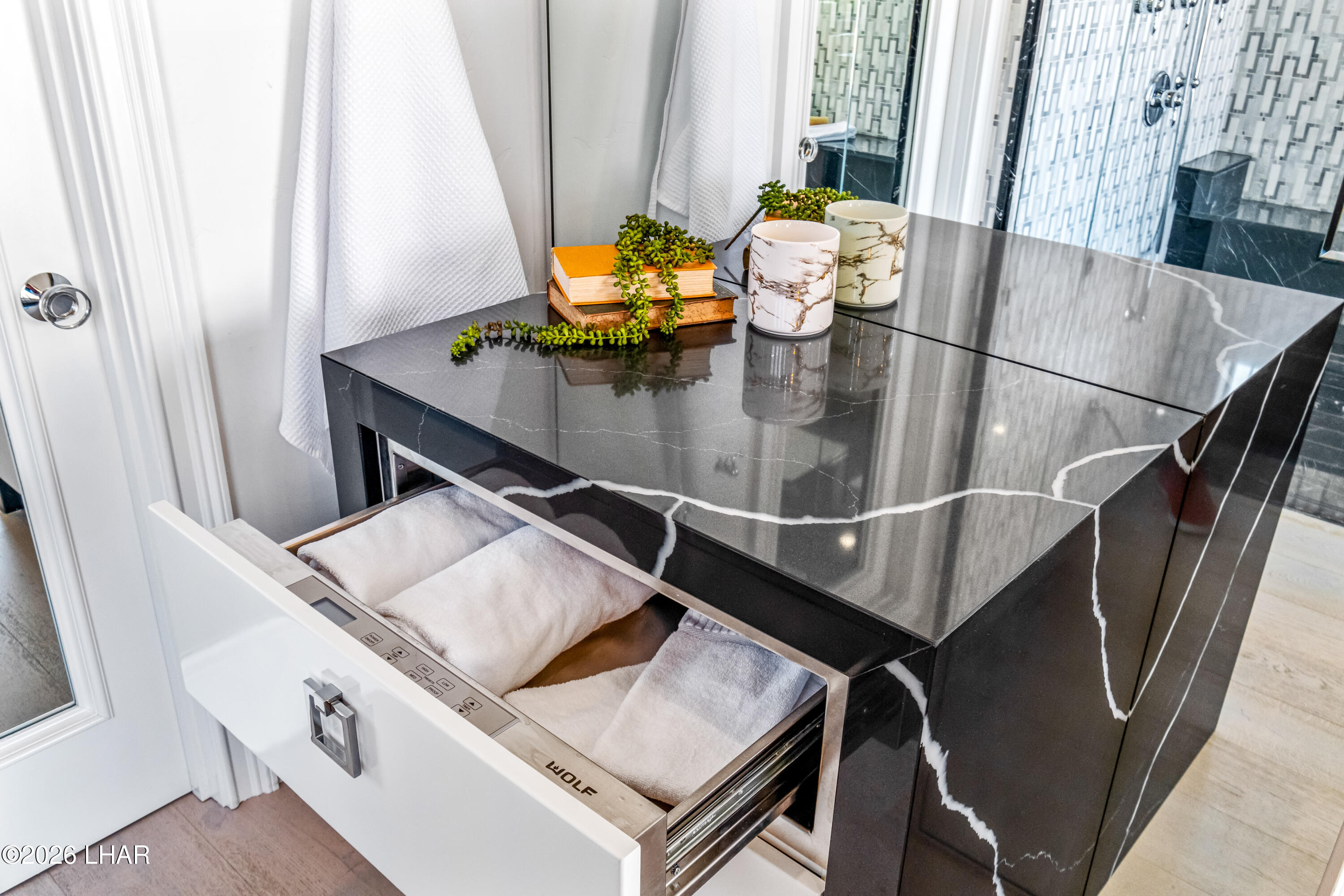 Lake Havasu City, Arizona, 86406, United States, 3 Bedrooms Bedrooms, ,5 BathroomsBathrooms,Residential,Active,2009159