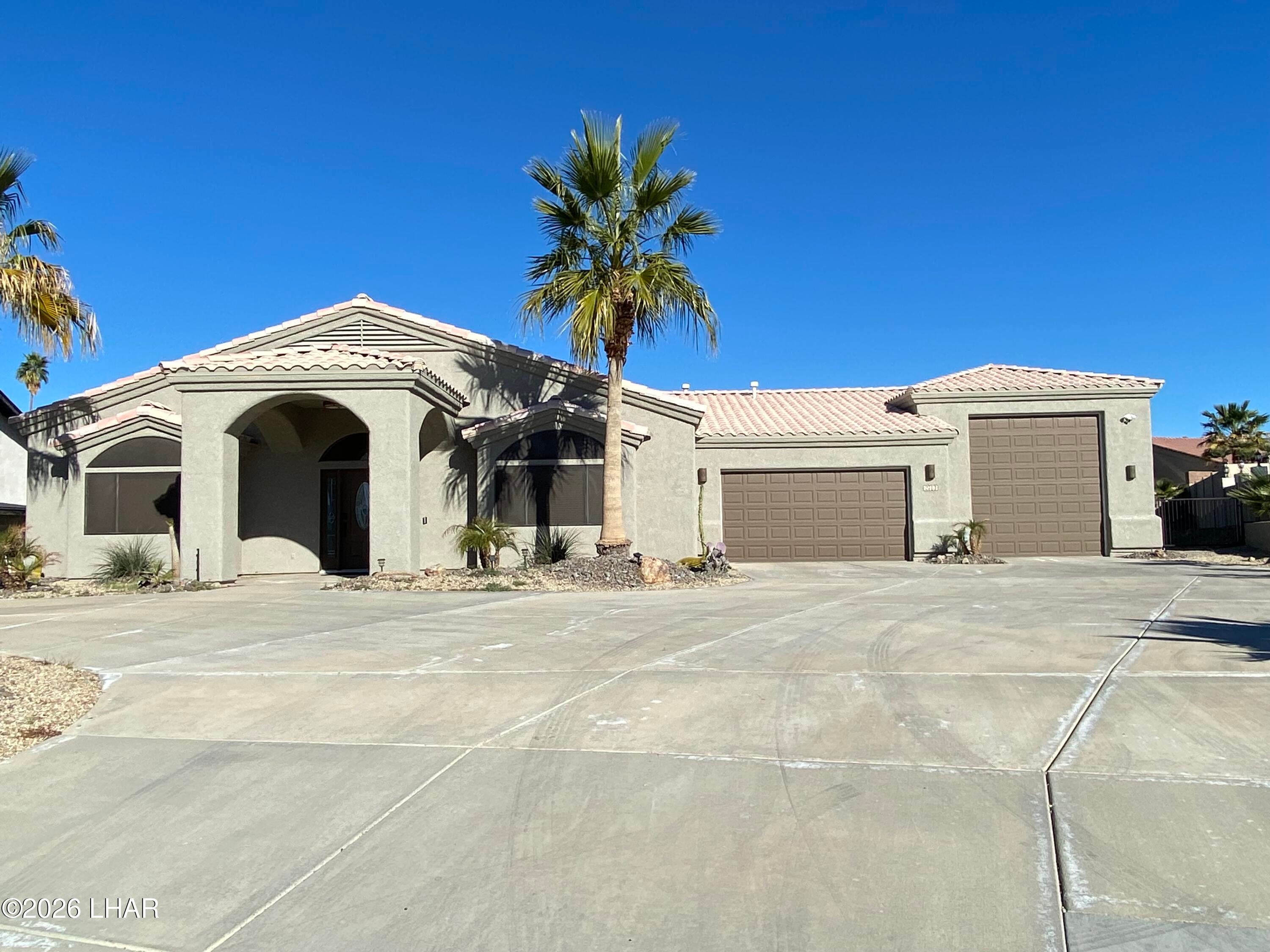 Lake Havasu City, Arizona, 86406, United States, 3 Bedrooms Bedrooms, ,4 BathroomsBathrooms,Residential,Active,2010202