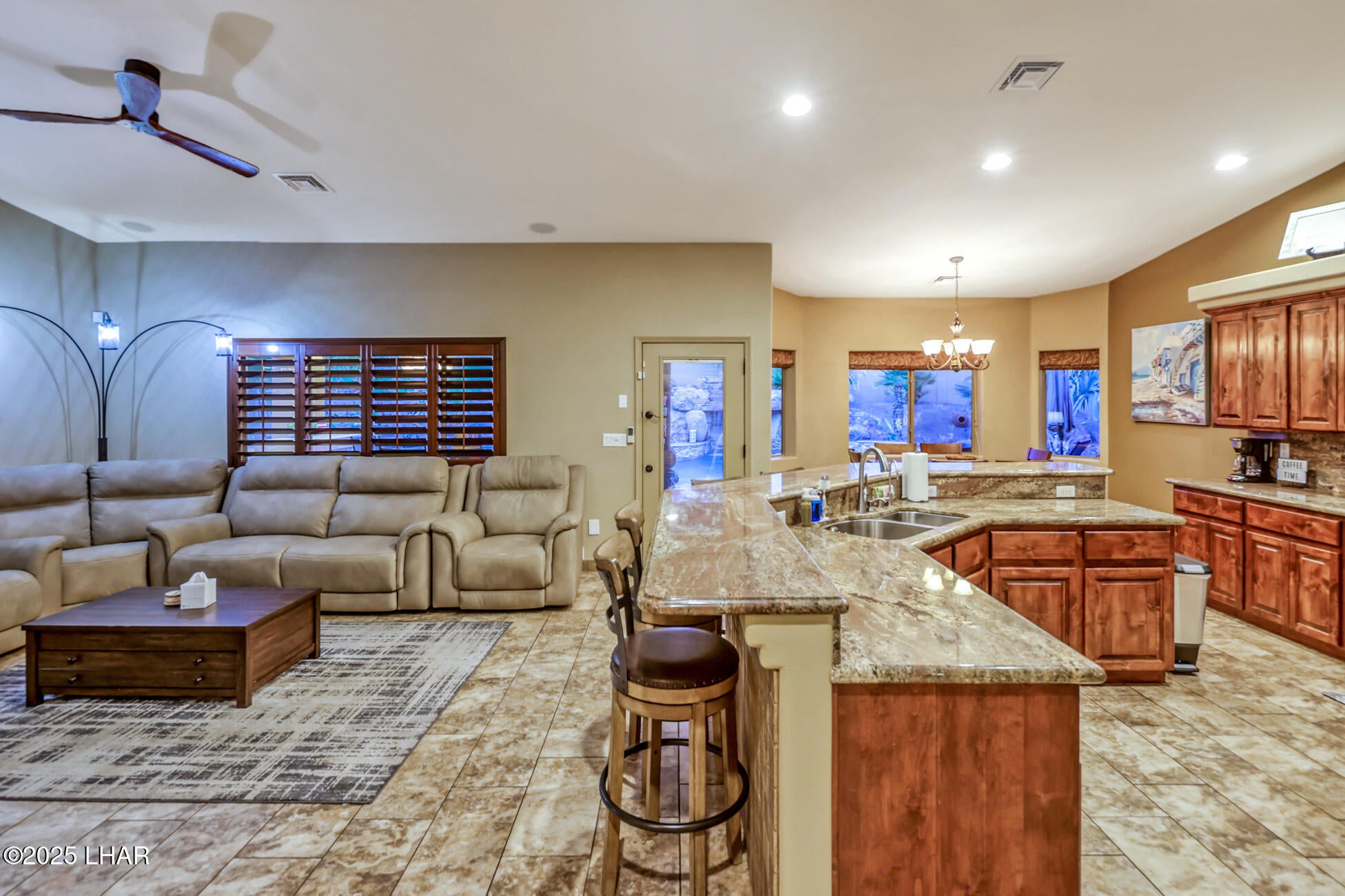 Lake Havasu City, Arizona, 86404, United States, ,3 BathroomsBathrooms,Residential,Active,1781881