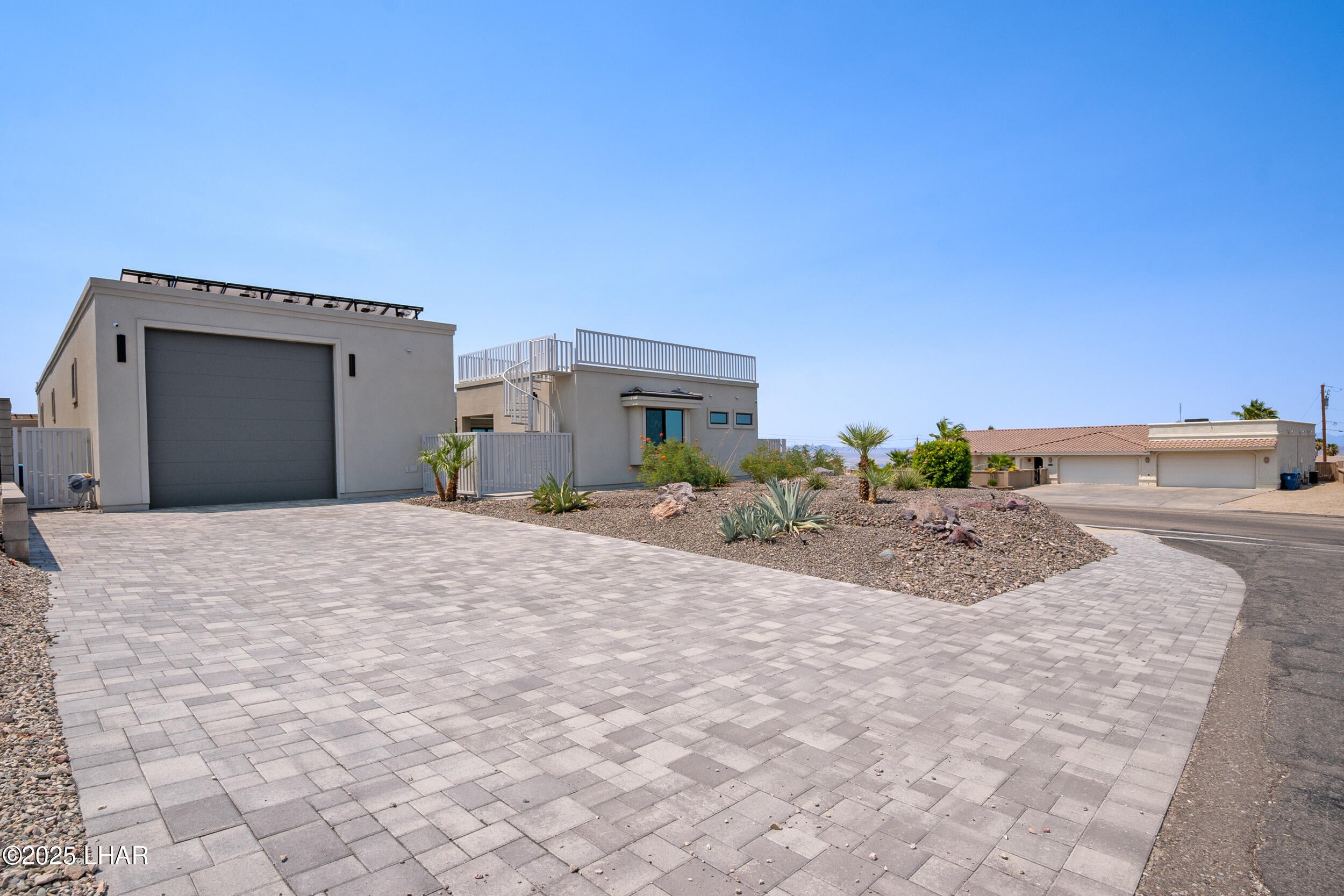Lake Havasu City, Arizona, 86404, United States, 4 Bedrooms Bedrooms, ,5 BathroomsBathrooms,Residential,Active,1894205
