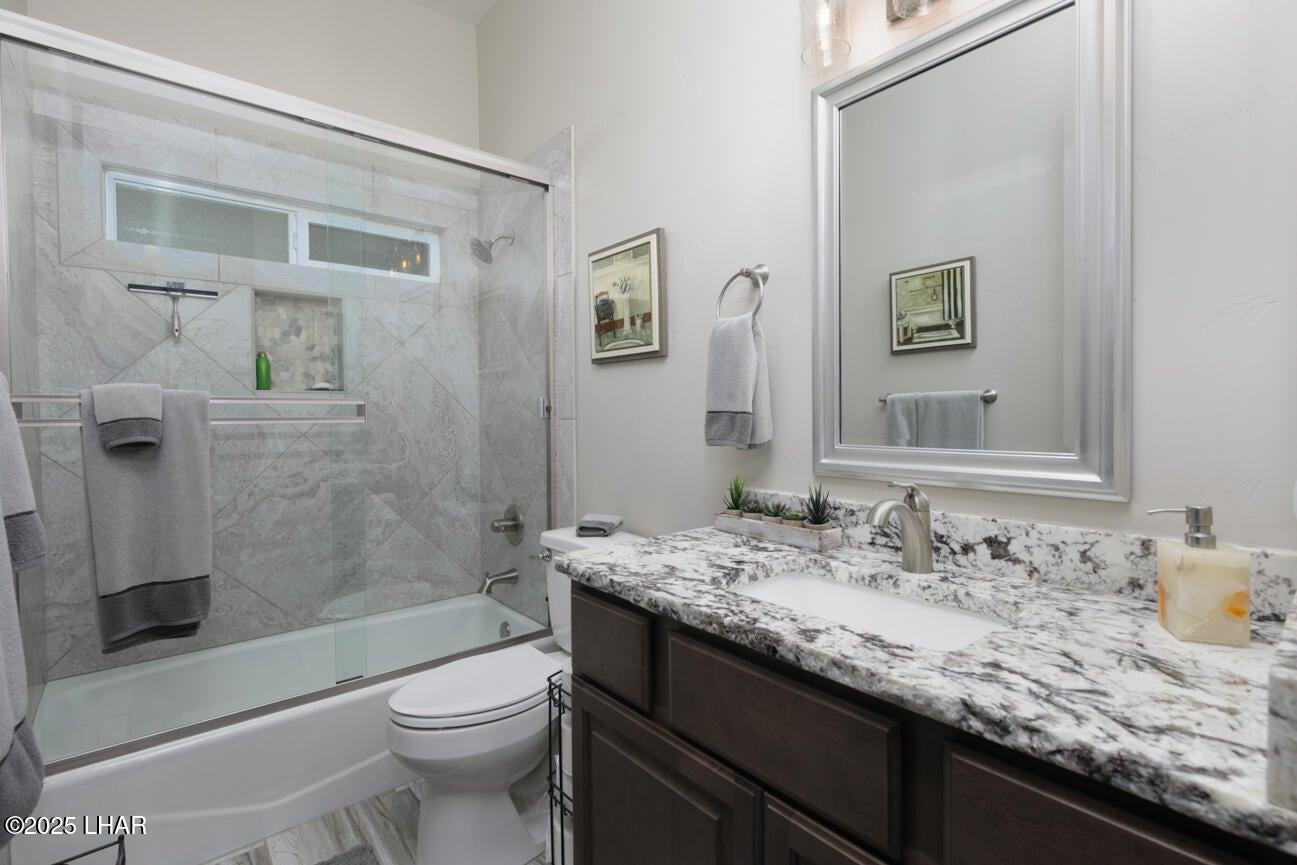 Lake Havasu City, Arizona, 86404, United States, 3 Bedrooms Bedrooms, ,2 BathroomsBathrooms,Residential,Active,1922288