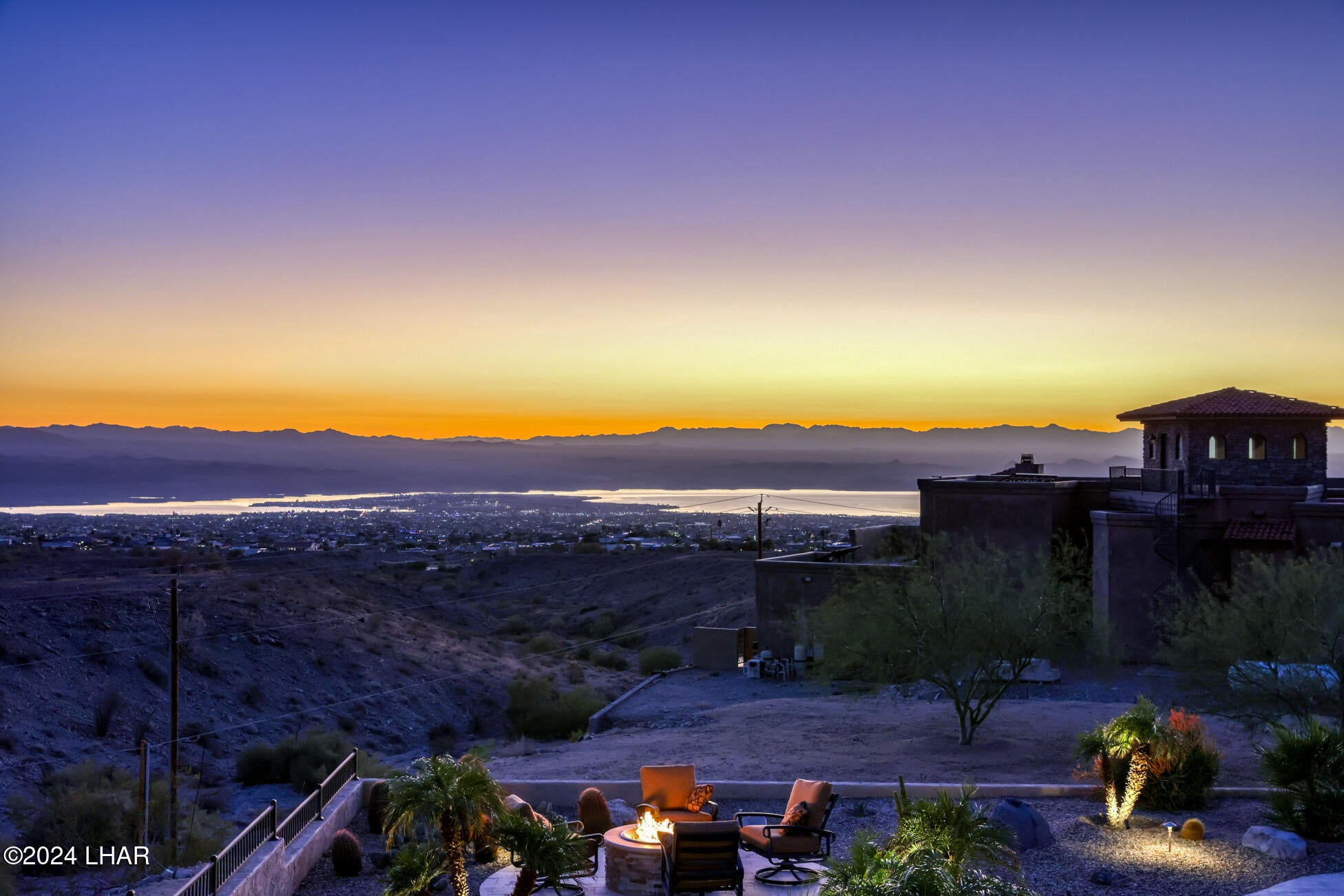 Lake Havasu City, Arizona, 86404, United States, 4 Bedrooms Bedrooms, ,6 BathroomsBathrooms,Residential,Active,1910151