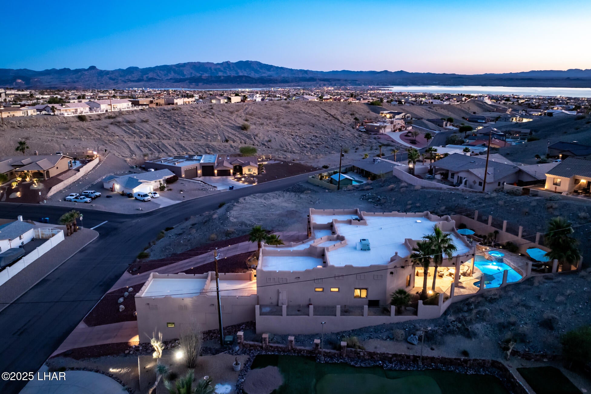 Lake Havasu City, Arizona, 86404, United States, ,4 BathroomsBathrooms,Residential,Active,1820839