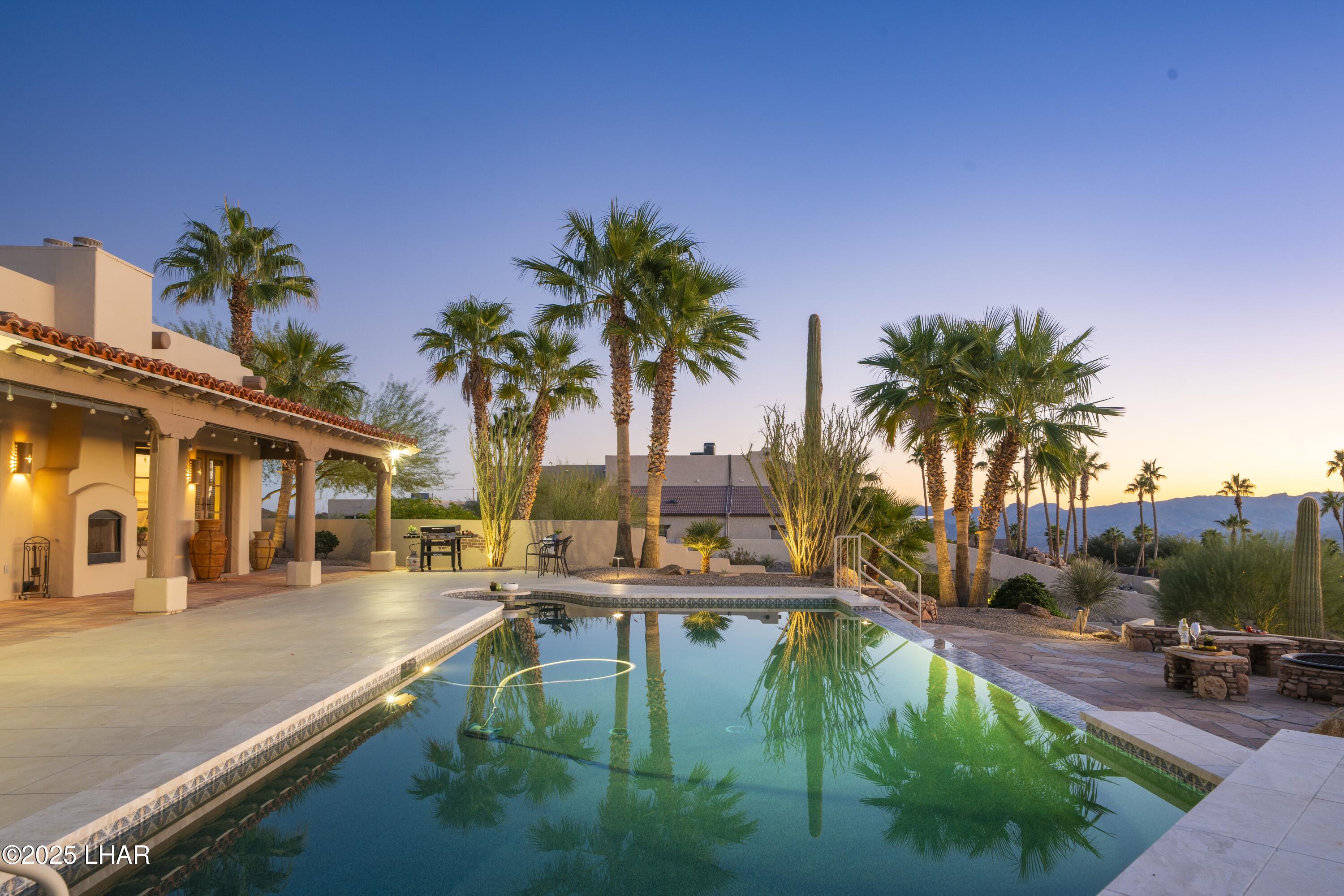Lake Havasu City, Arizona, 86404, United States, 6 Bedrooms Bedrooms, ,7 BathroomsBathrooms,Residential,Active,1996583