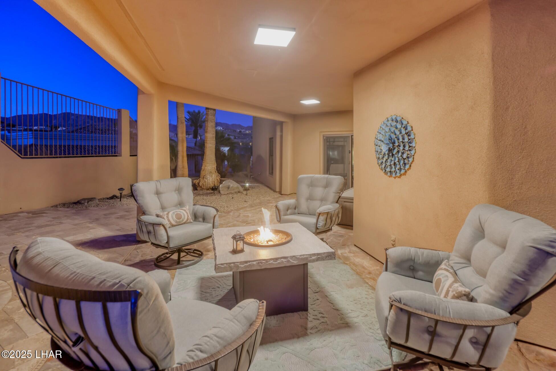 Lake Havasu City, Arizona, 86404, United States, ,4 BathroomsBathrooms,Residential,Active,1820839