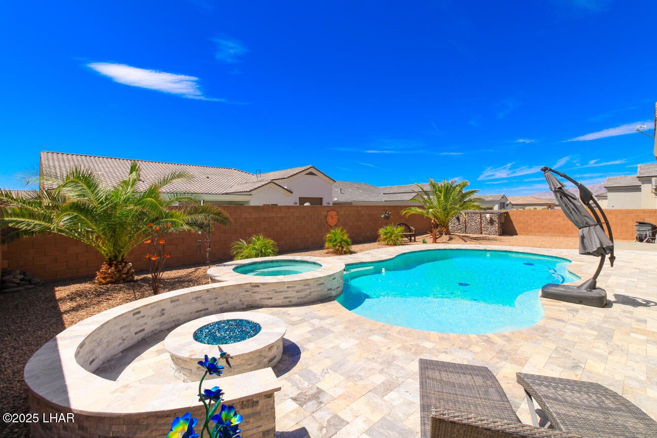 Lake Havasu City, Arizona, 86404, United States, 3 Bedrooms Bedrooms, ,2 BathroomsBathrooms,Residential,Active,1922288