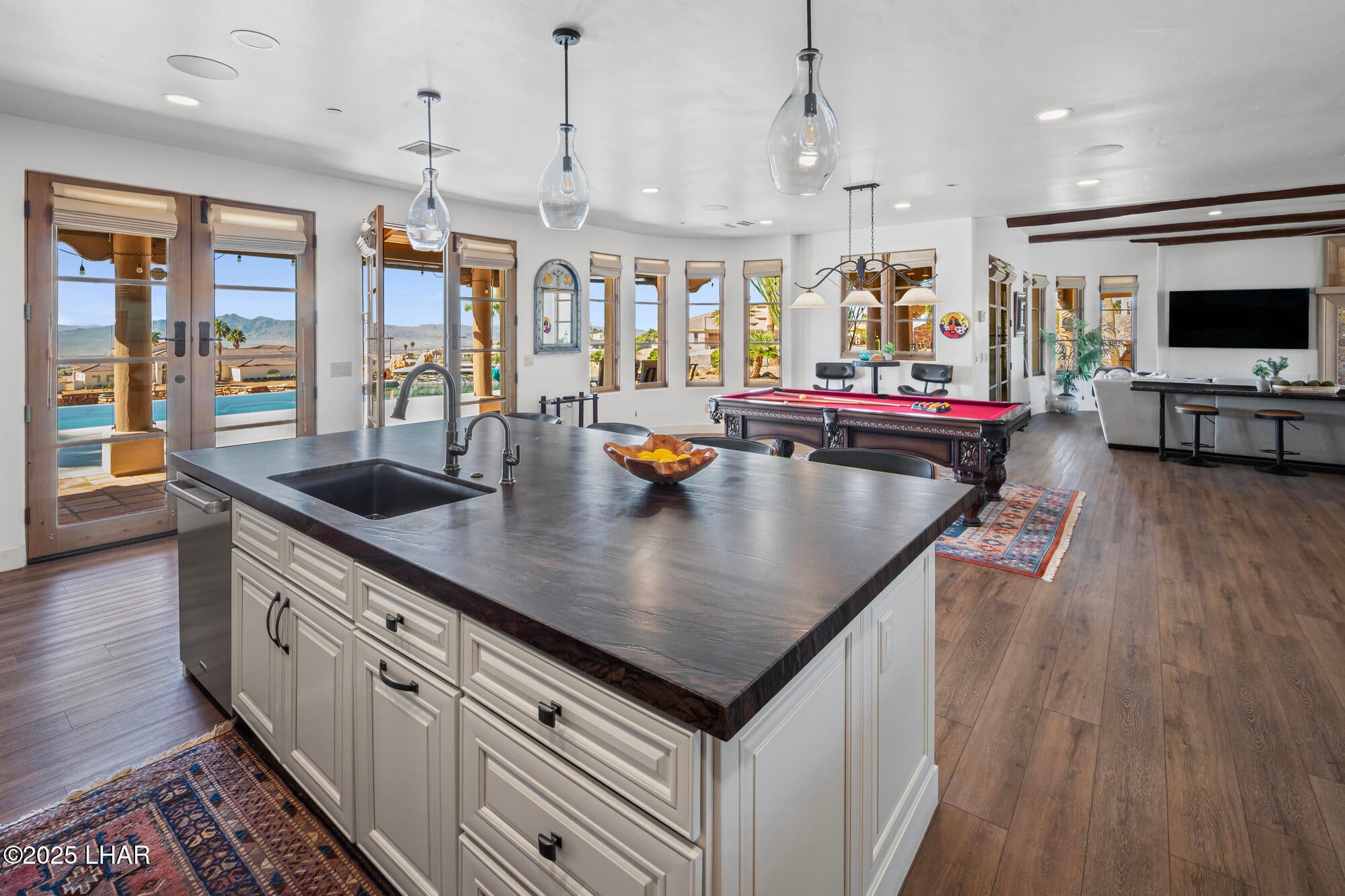 Lake Havasu City, Arizona, 86404, United States, 6 Bedrooms Bedrooms, ,7 BathroomsBathrooms,Residential,Active,1996583