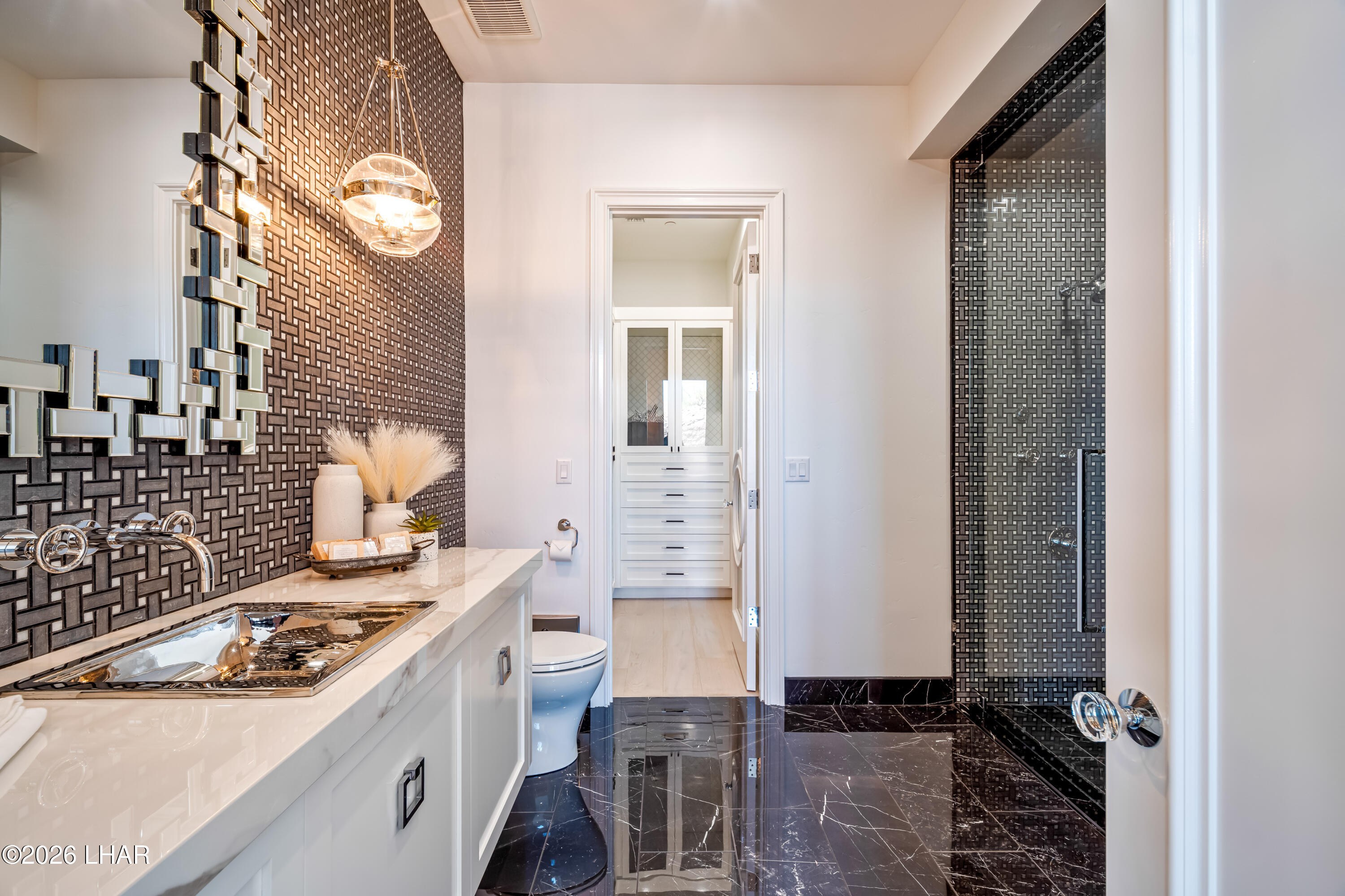 Lake Havasu City, Arizona, 86406, United States, 3 Bedrooms Bedrooms, ,5 BathroomsBathrooms,Residential,Active,2009159