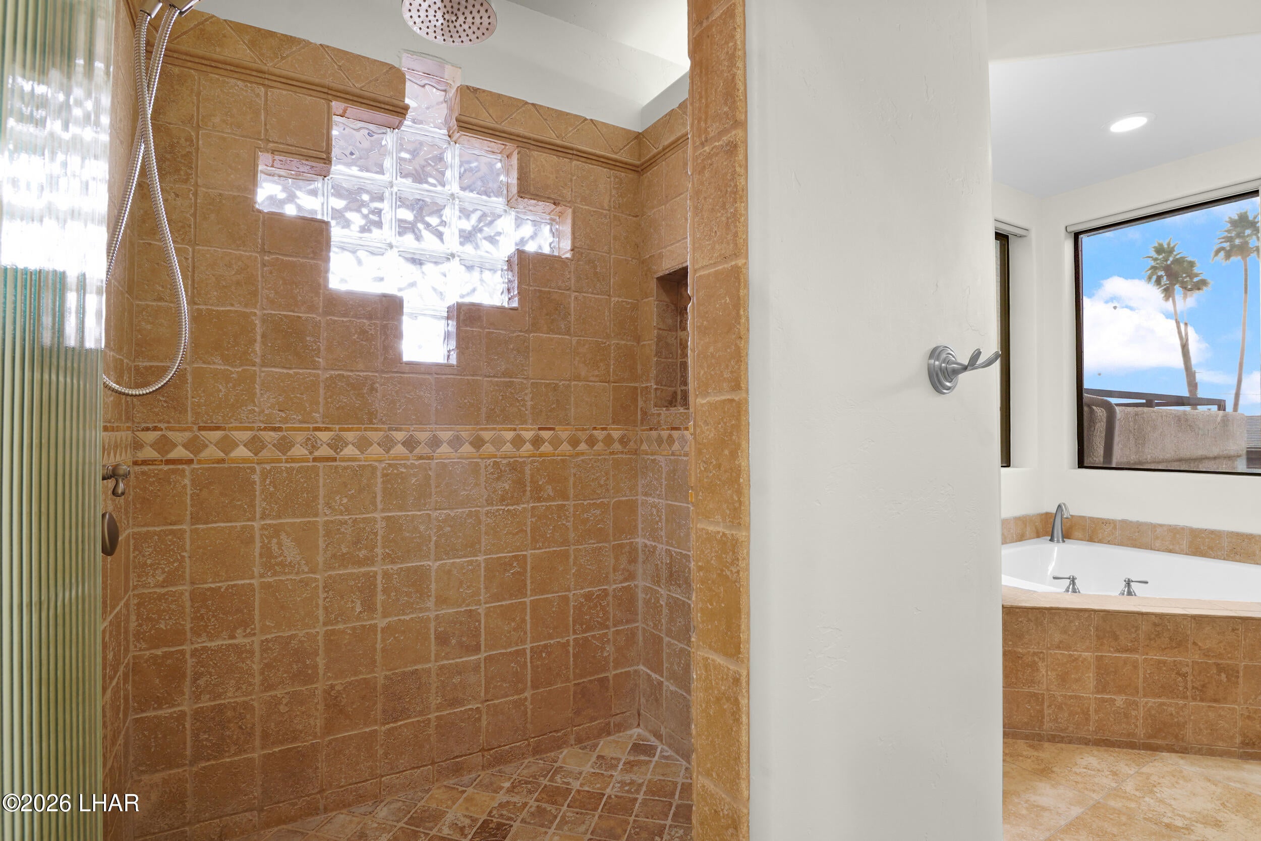 Lake Havasu City, Arizona, 86406, United States, 3 Bedrooms Bedrooms, ,4 BathroomsBathrooms,Residential,Active,2012673