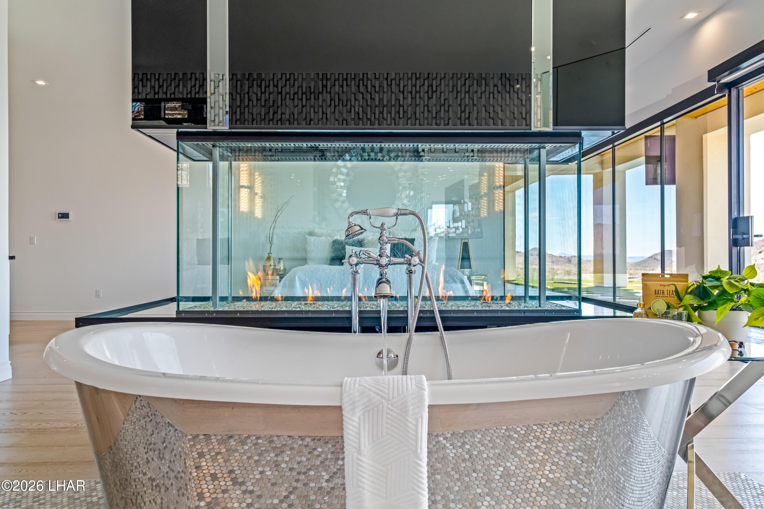 Lake Havasu City, Arizona, 86406, United States, 3 Bedrooms Bedrooms, ,5 BathroomsBathrooms,Residential,Active,2009159