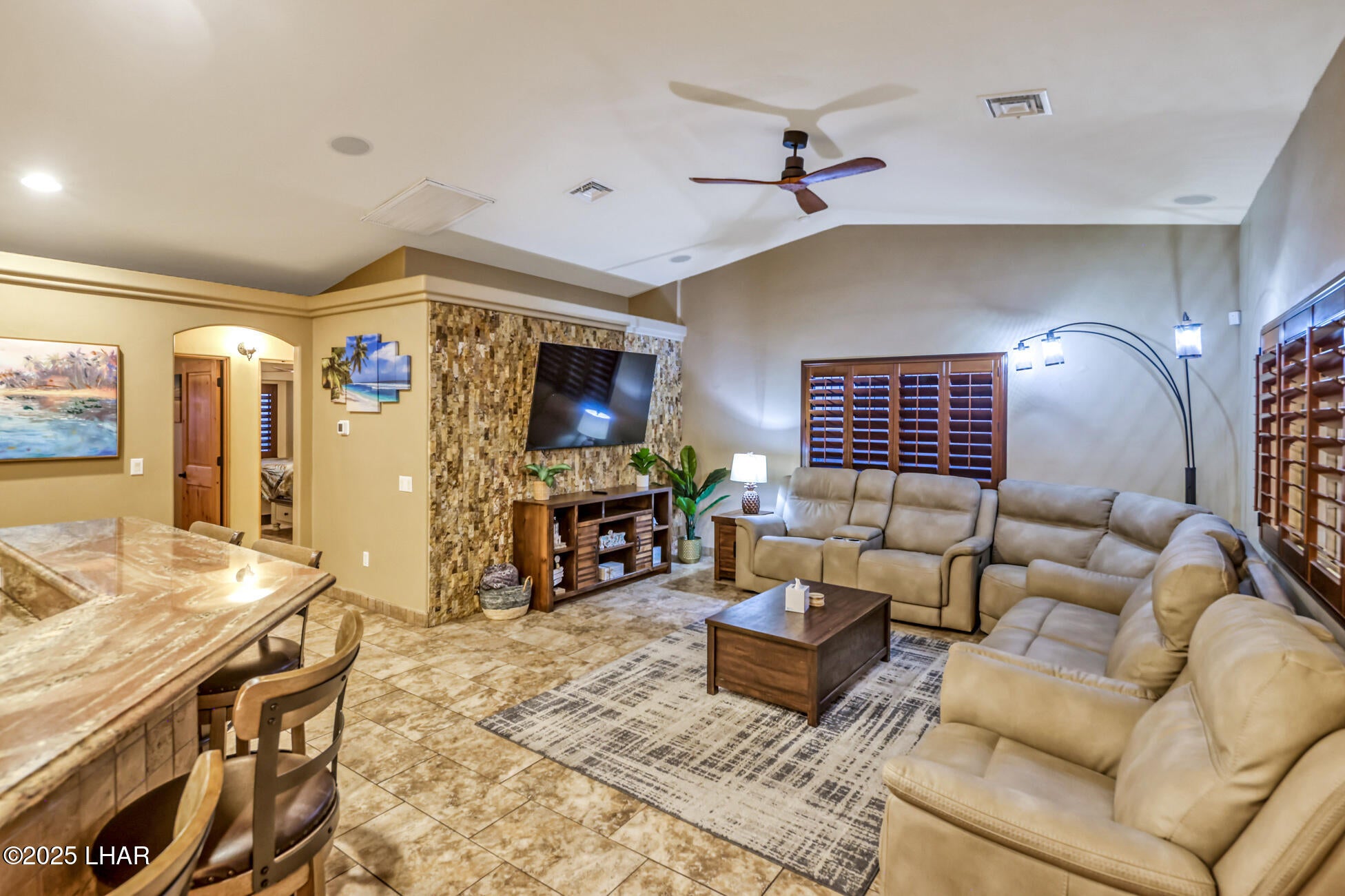 Lake Havasu City, Arizona, 86404, United States, ,3 BathroomsBathrooms,Residential,Active,1781881