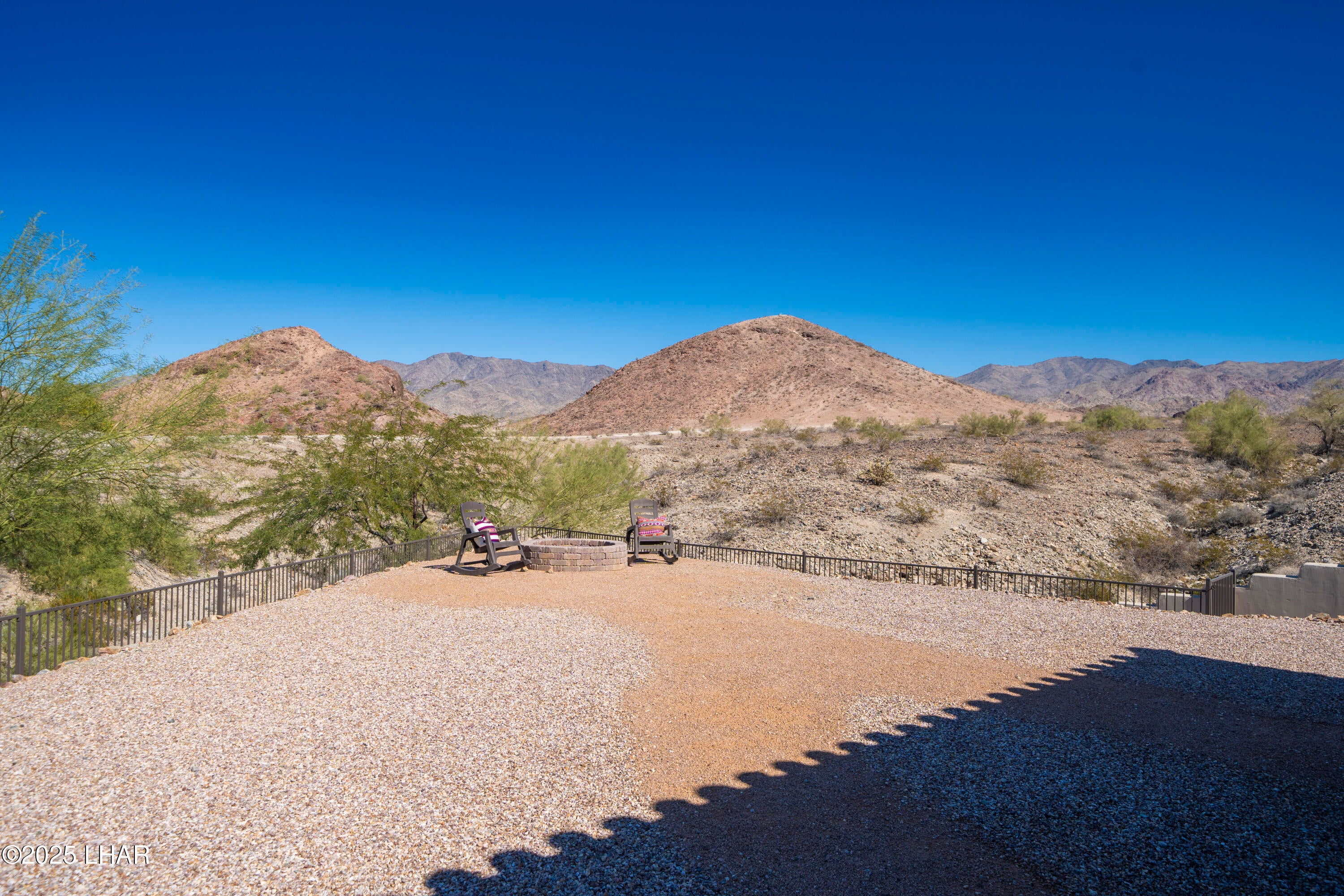 Lake Havasu City, Arizona, 86404, United States, 6 Bedrooms Bedrooms, ,7 BathroomsBathrooms,Residential,Active,1996583