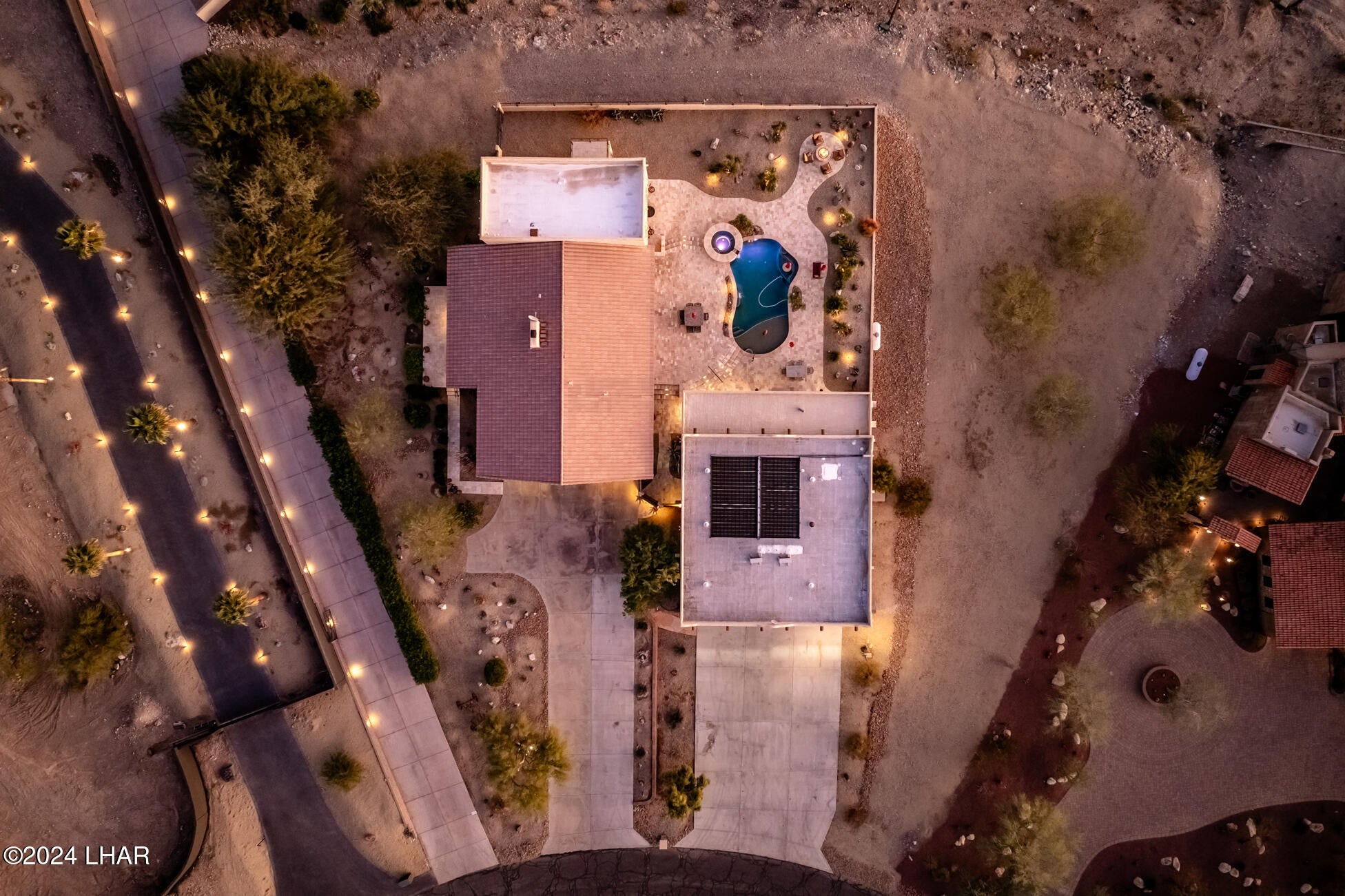 Lake Havasu City, Arizona, 86404, United States, 4 Bedrooms Bedrooms, ,6 BathroomsBathrooms,Residential,Active,1910151