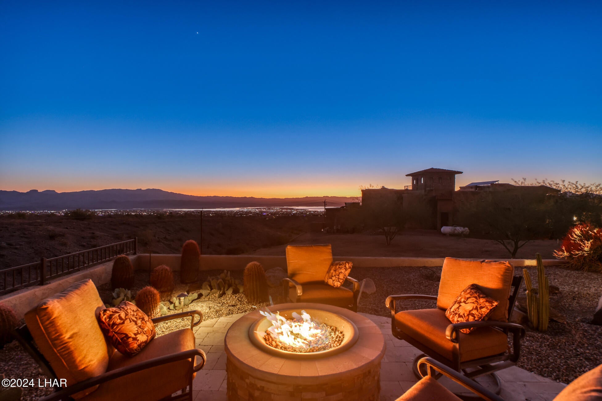 Lake Havasu City, Arizona, 86404, United States, 4 Bedrooms Bedrooms, ,6 BathroomsBathrooms,Residential,Active,1910151