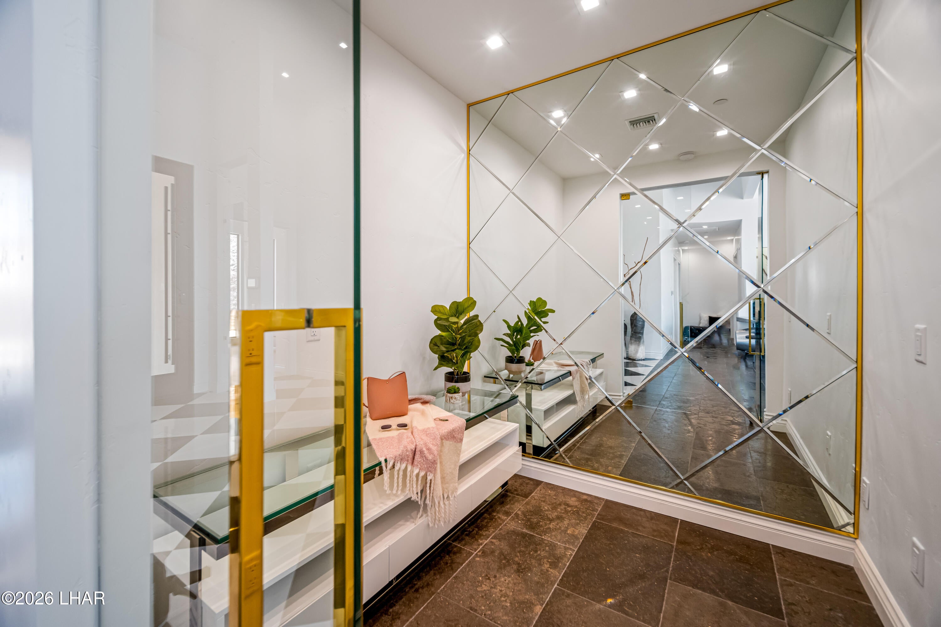 Lake Havasu City, Arizona, 86406, United States, 3 Bedrooms Bedrooms, ,5 BathroomsBathrooms,Residential,Active,2009159