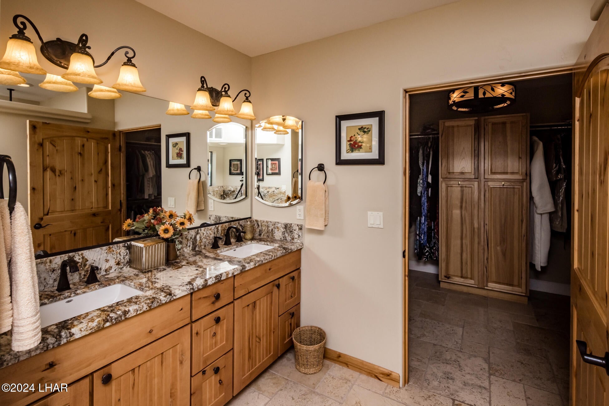 Lake Havasu City, Arizona, 86404, United States, 4 Bedrooms Bedrooms, ,6 BathroomsBathrooms,Residential,Active,1910151