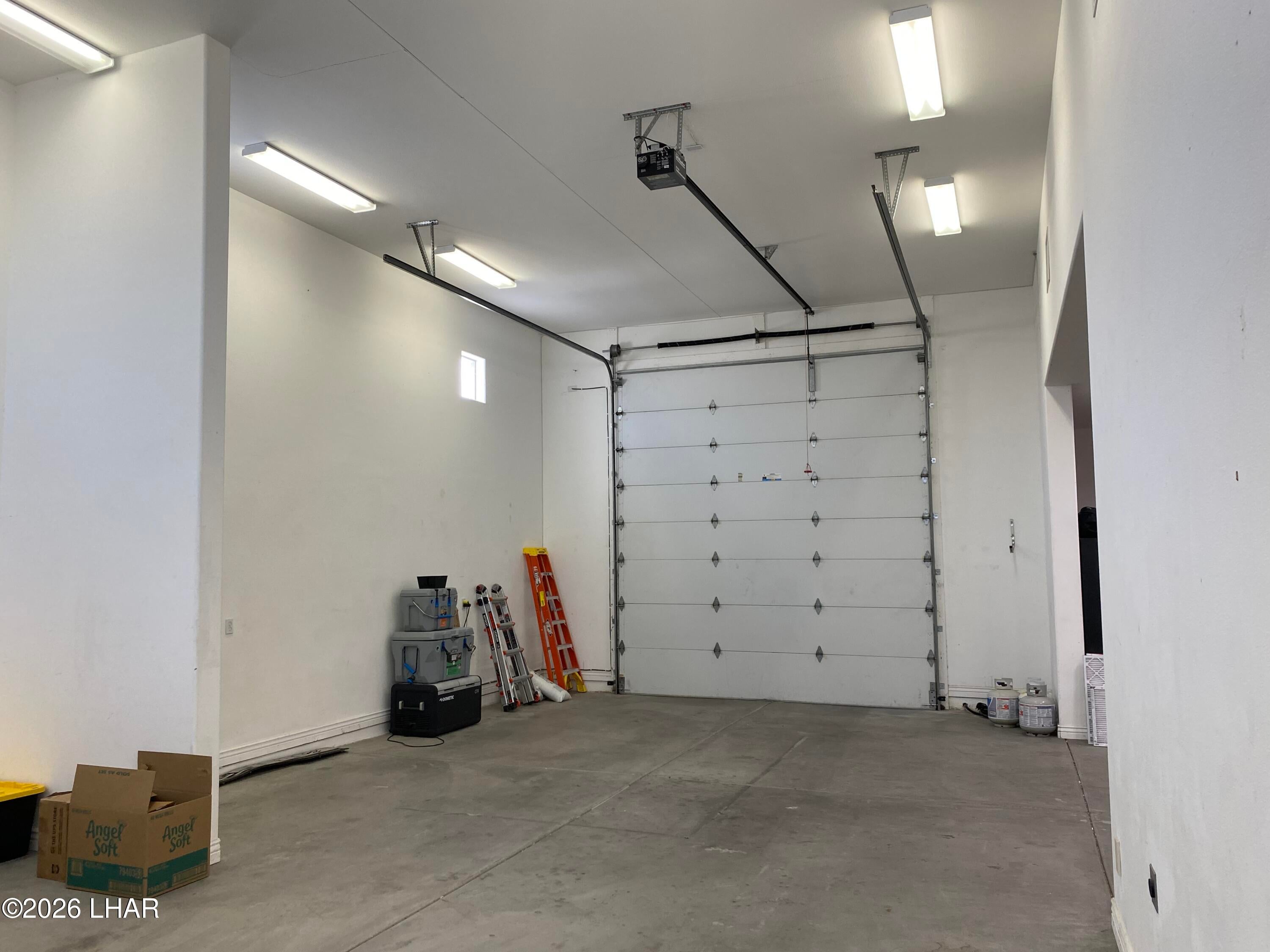 Lake Havasu City, Arizona, 86406, United States, 3 Bedrooms Bedrooms, ,4 BathroomsBathrooms,Residential,Active,2010202