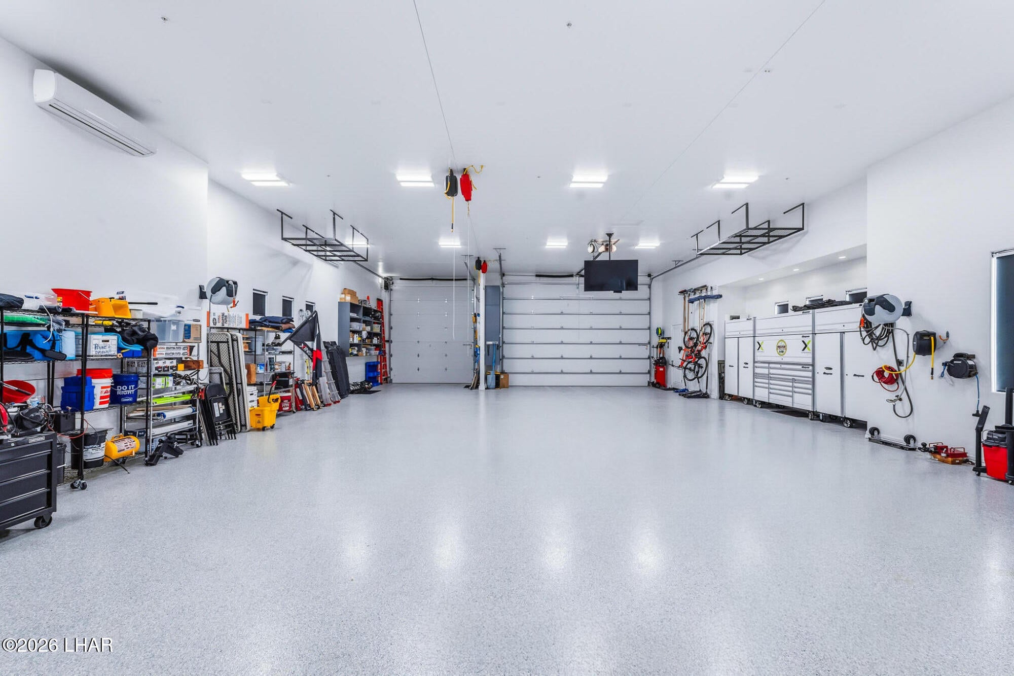 Lake Havasu City, Arizona, 86406, United States, 3 Bedrooms Bedrooms, ,5 BathroomsBathrooms,Residential,Active,2009159