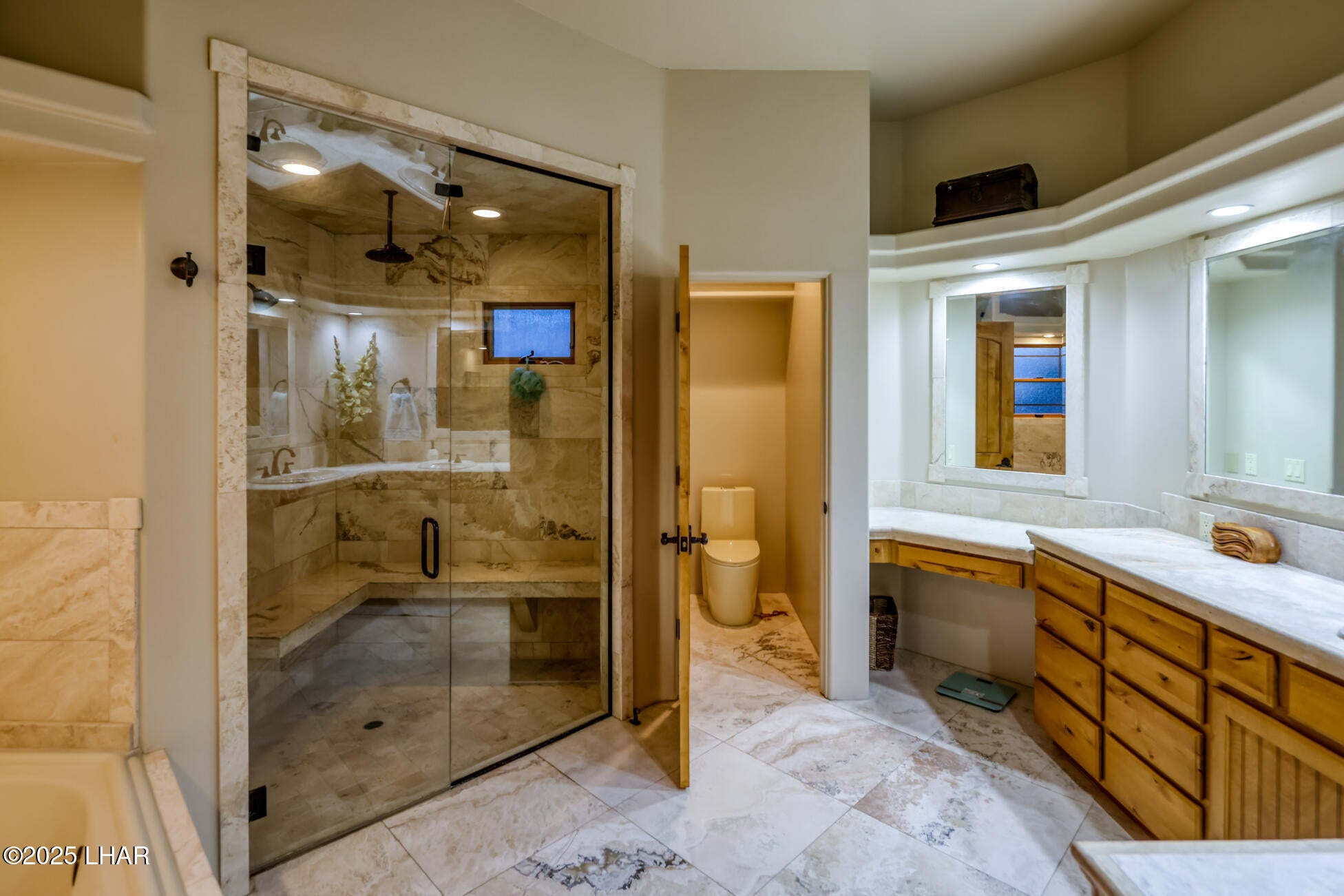 Lake Havasu City, Arizona, 86404, United States, ,4 BathroomsBathrooms,Residential,Active,1820839