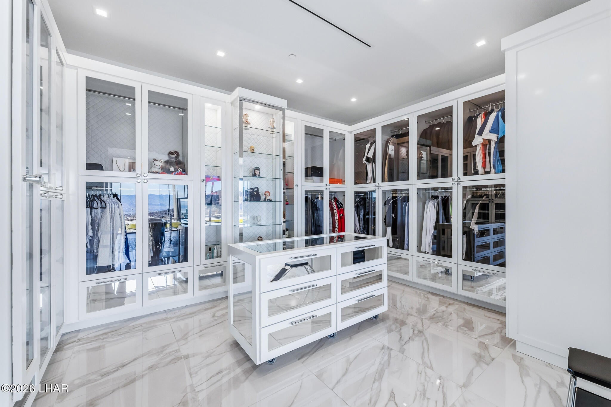 Lake Havasu City, Arizona, 86406, United States, 3 Bedrooms Bedrooms, ,5 BathroomsBathrooms,Residential,Active,2009159