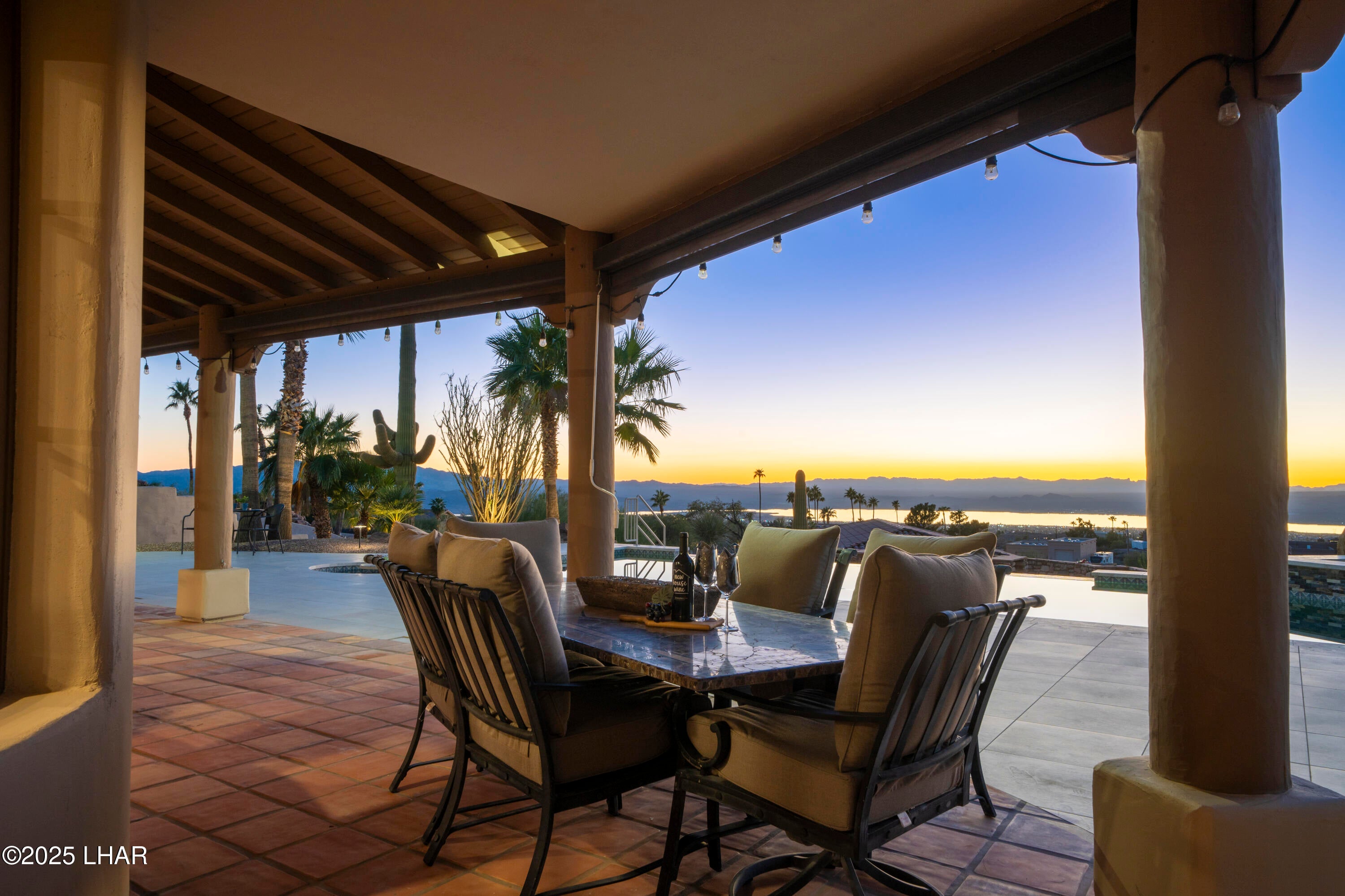 Lake Havasu City, Arizona, 86404, United States, 6 Bedrooms Bedrooms, ,7 BathroomsBathrooms,Residential,Active,1996583