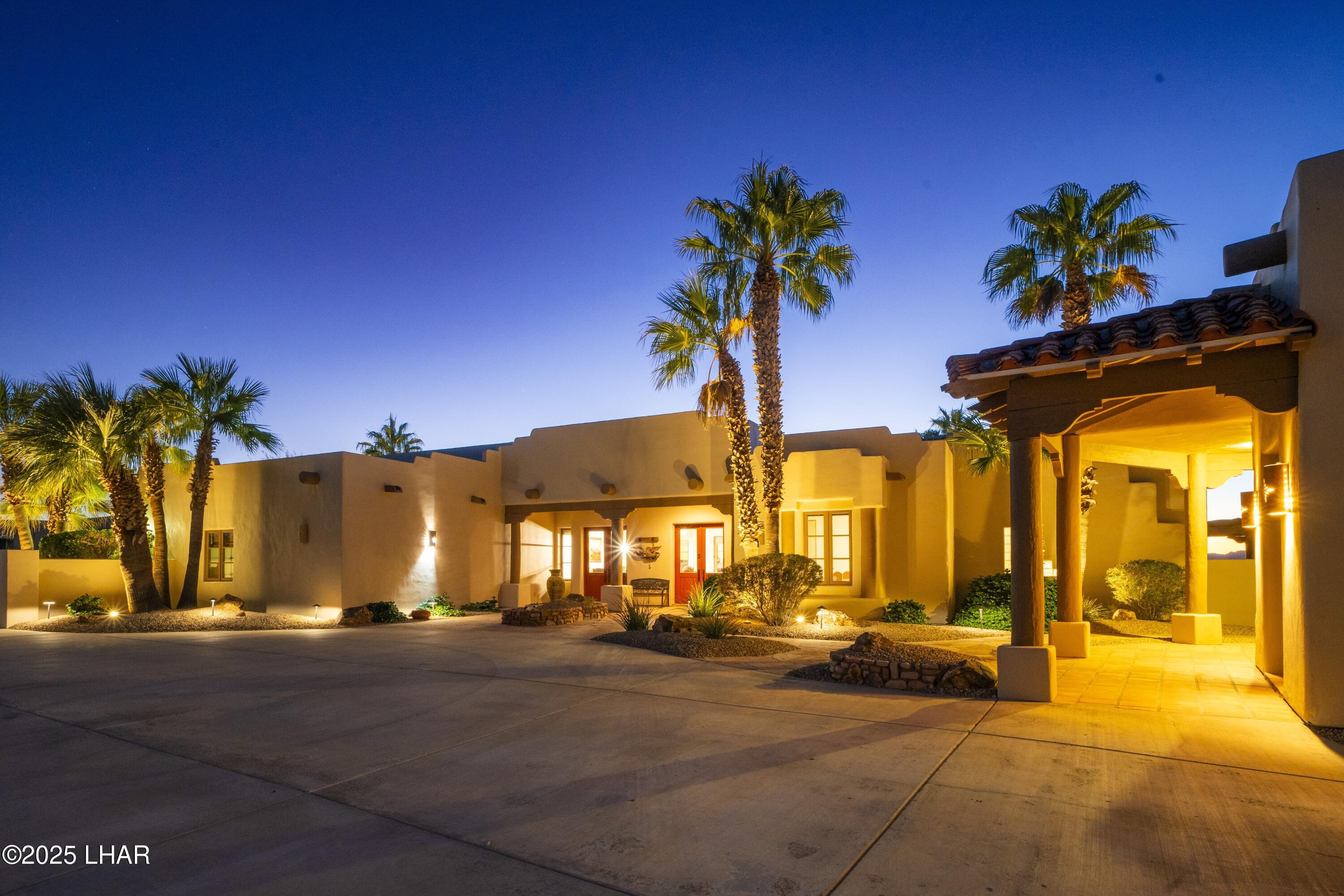 Lake Havasu City, Arizona, 86404, United States, 6 Bedrooms Bedrooms, ,7 BathroomsBathrooms,Residential,Active,1996583