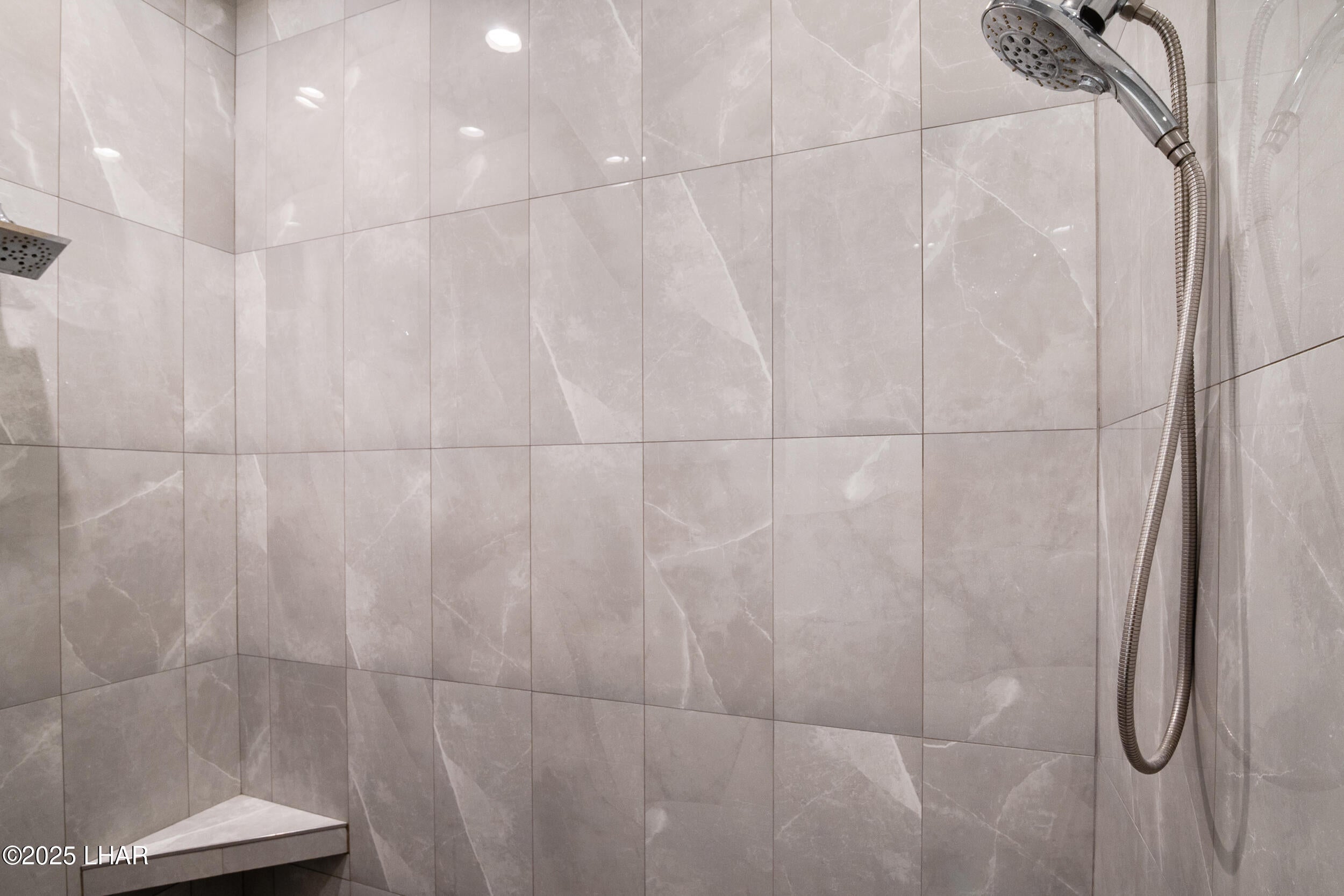 Lake Havasu City, Arizona, 86404, United States, 4 Bedrooms Bedrooms, ,5 BathroomsBathrooms,Residential,Active,1894205