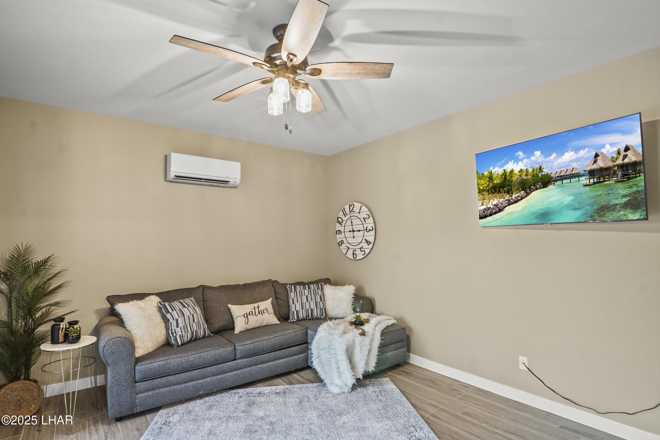 Lake Havasu City, Arizona, 86404, United States, 4 Bedrooms Bedrooms, ,3 BathroomsBathrooms,Residential,Active,1920257