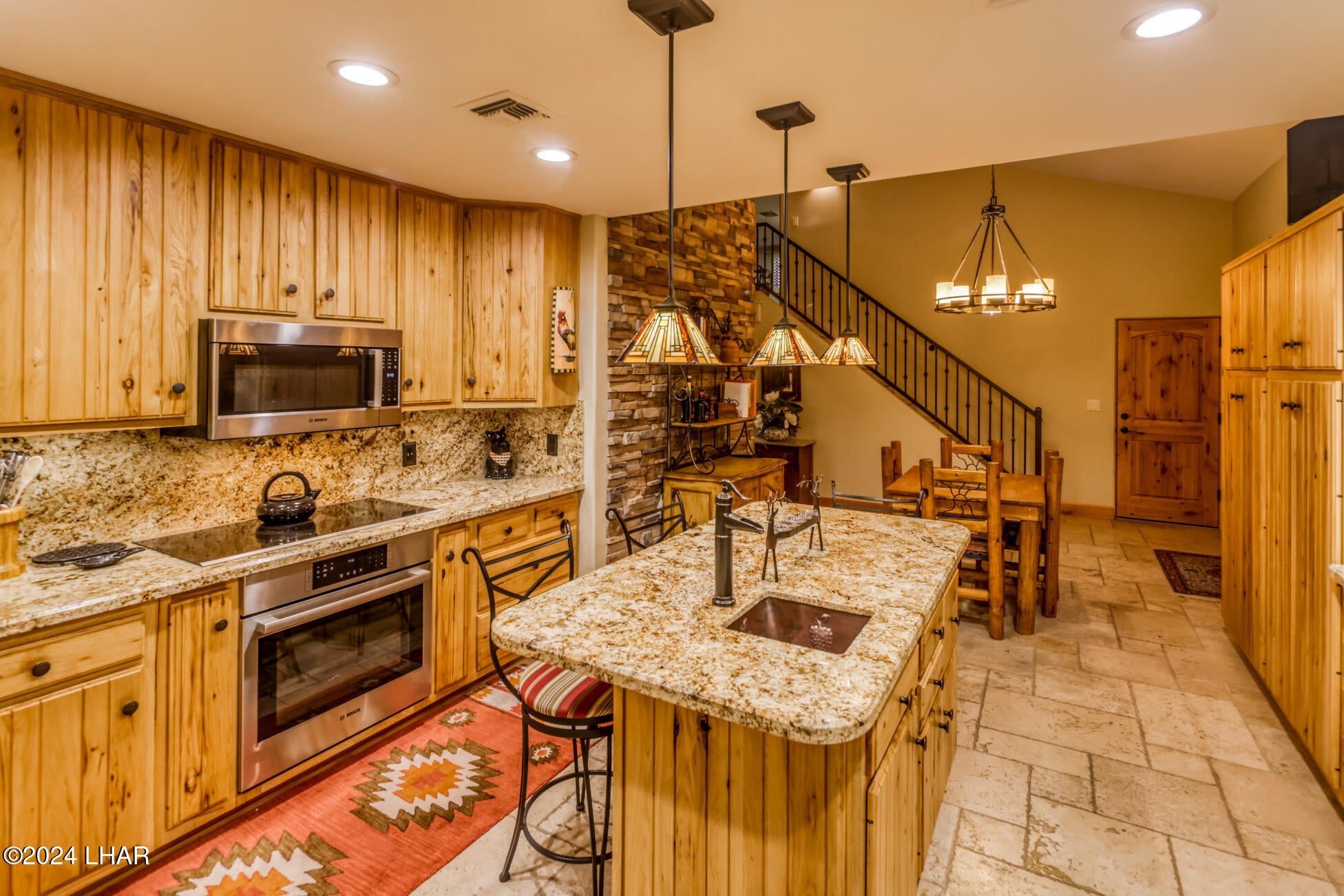 Lake Havasu City, Arizona, 86404, United States, 4 Bedrooms Bedrooms, ,6 BathroomsBathrooms,Residential,Active,1910151