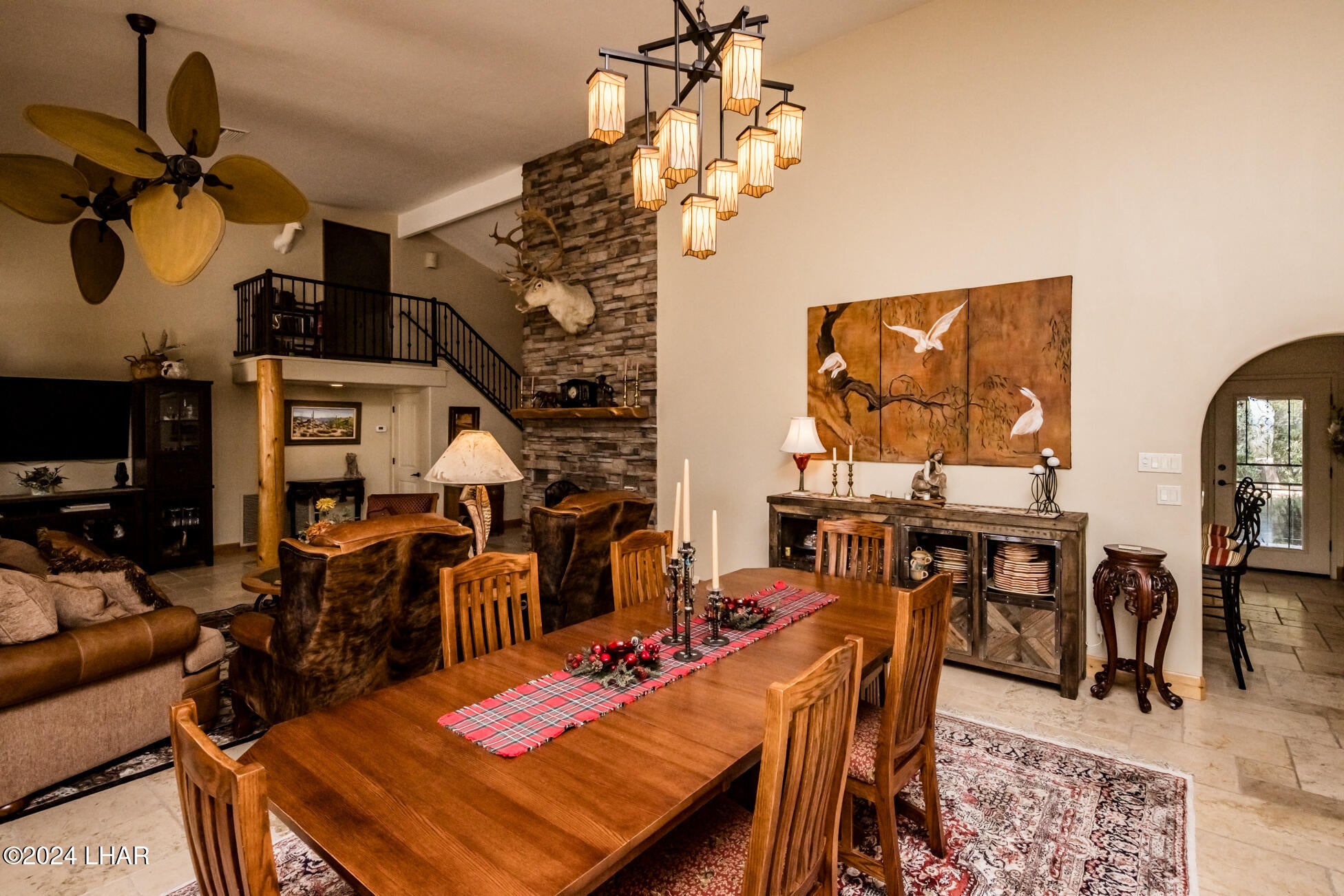 Lake Havasu City, Arizona, 86404, United States, 4 Bedrooms Bedrooms, ,6 BathroomsBathrooms,Residential,Active,1910151