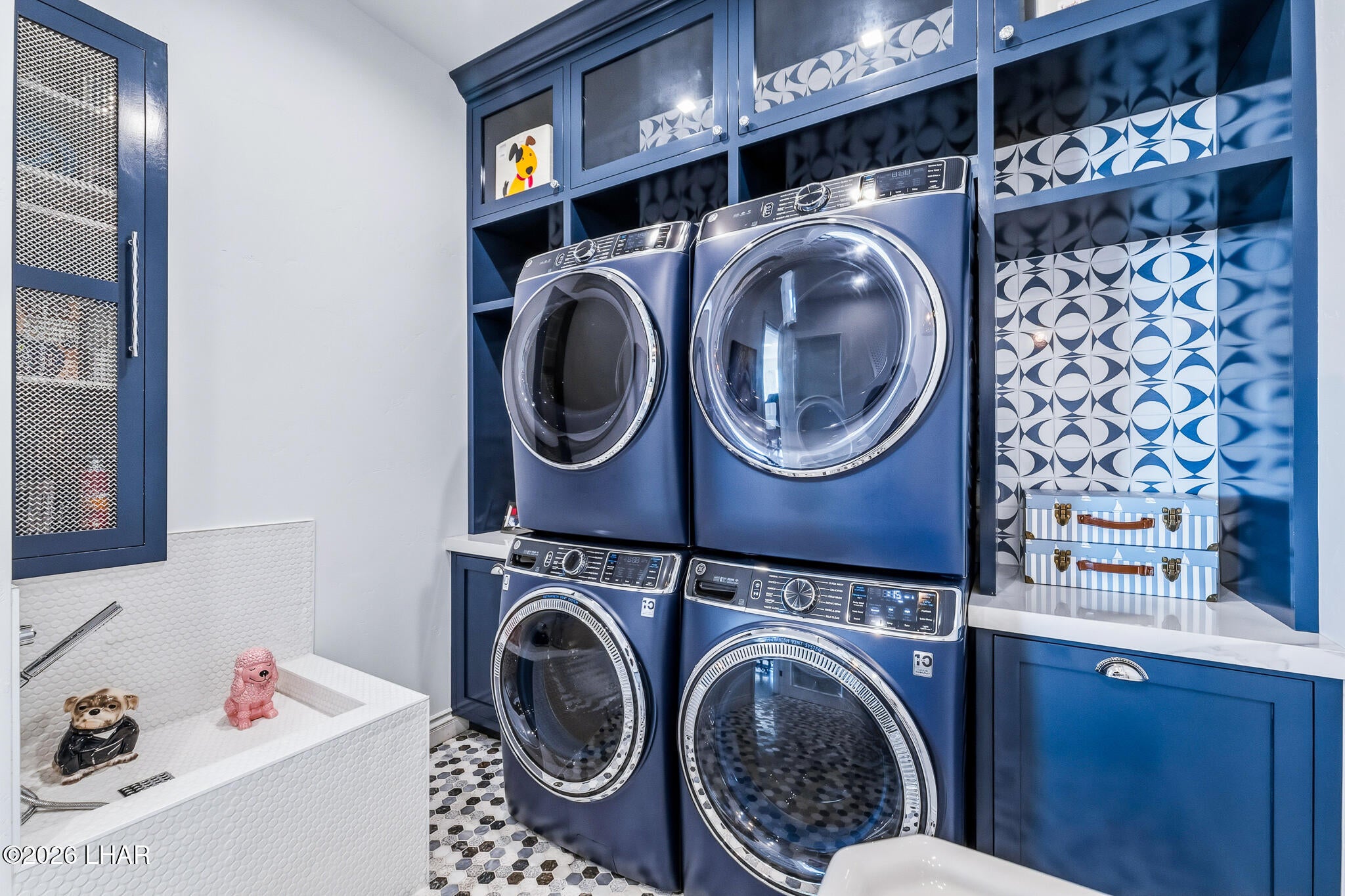 Lake Havasu City, Arizona, 86406, United States, 3 Bedrooms Bedrooms, ,5 BathroomsBathrooms,Residential,Active,2009159