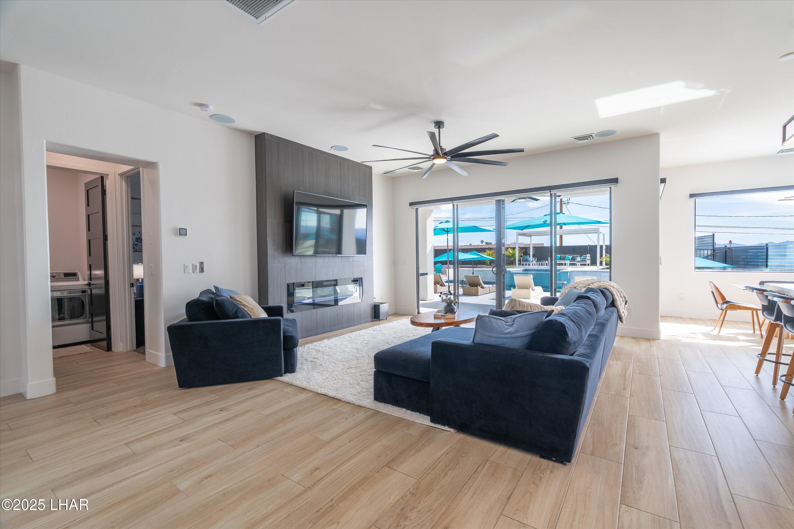 Berthoud, Colorado, 80513, United States, 5 Bedrooms Bedrooms, ,6 BathroomsBathrooms,Residential,Active,1877780