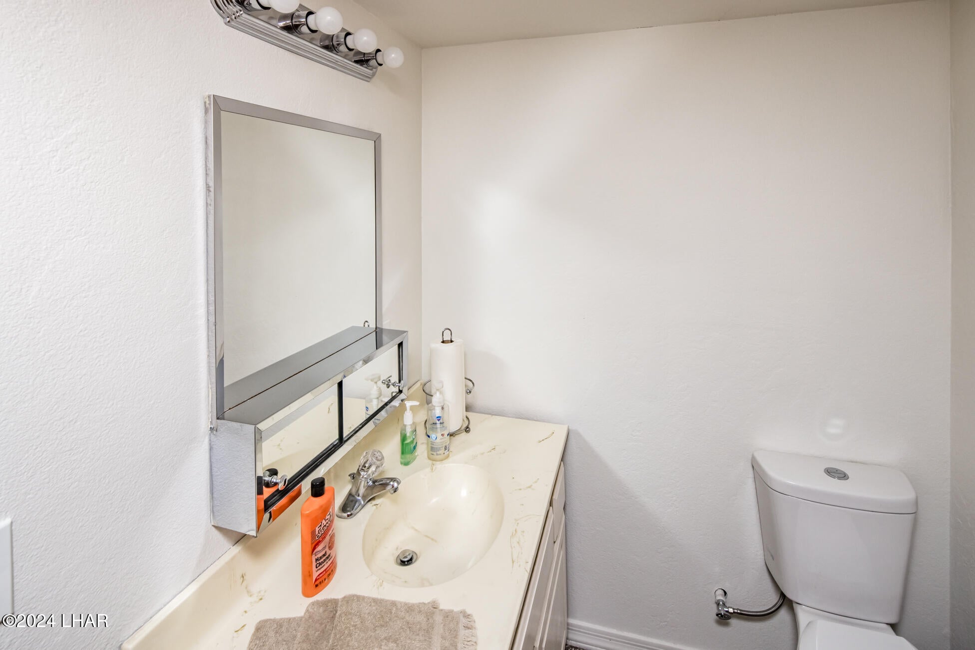 Lake Havasu City, Arizona, 86404, United States, 4 Bedrooms Bedrooms, ,6 BathroomsBathrooms,Residential,Active,1910151