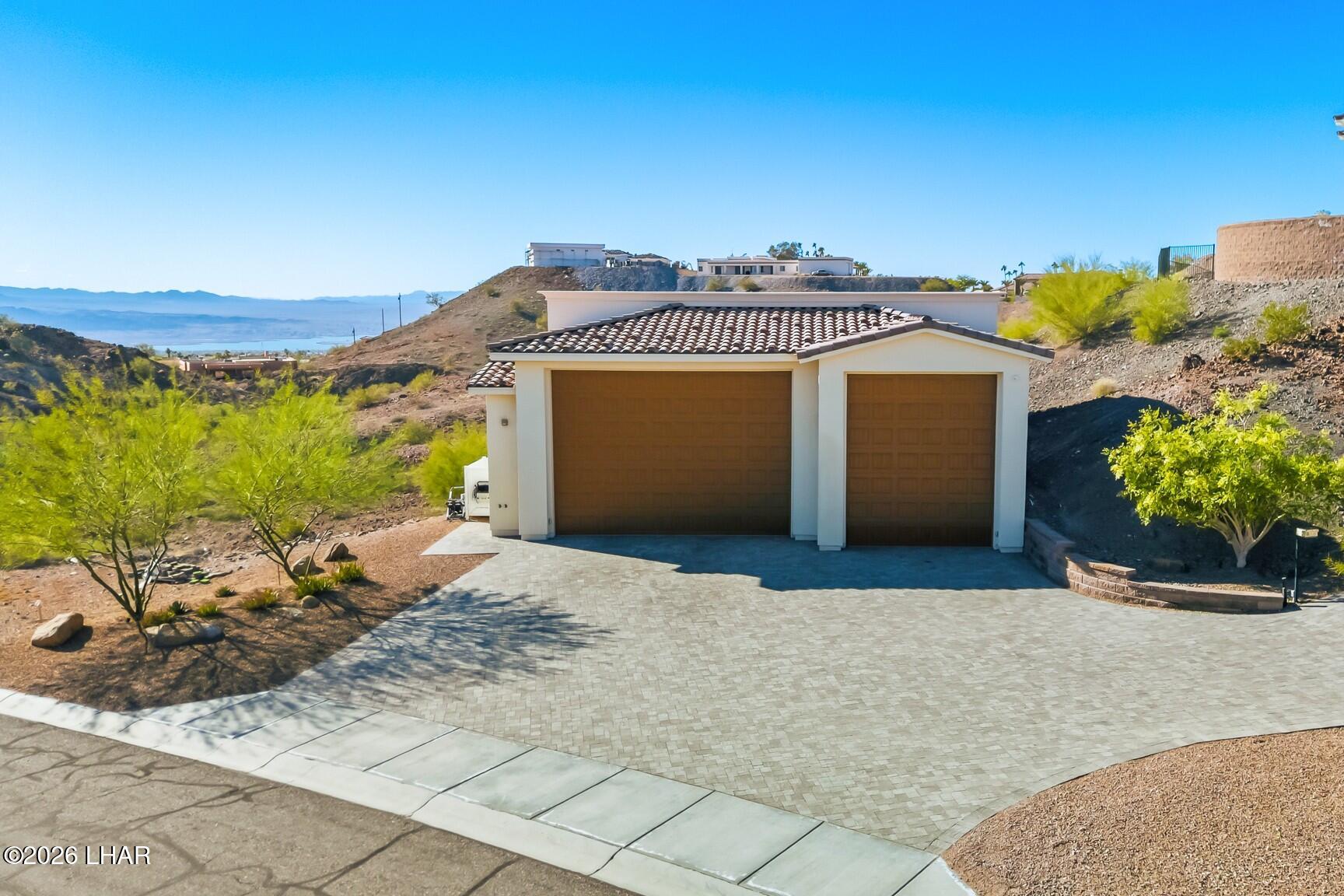 Lake Havasu City, Arizona, 86406, United States, 3 Bedrooms Bedrooms, ,5 BathroomsBathrooms,Residential,Active,2009159